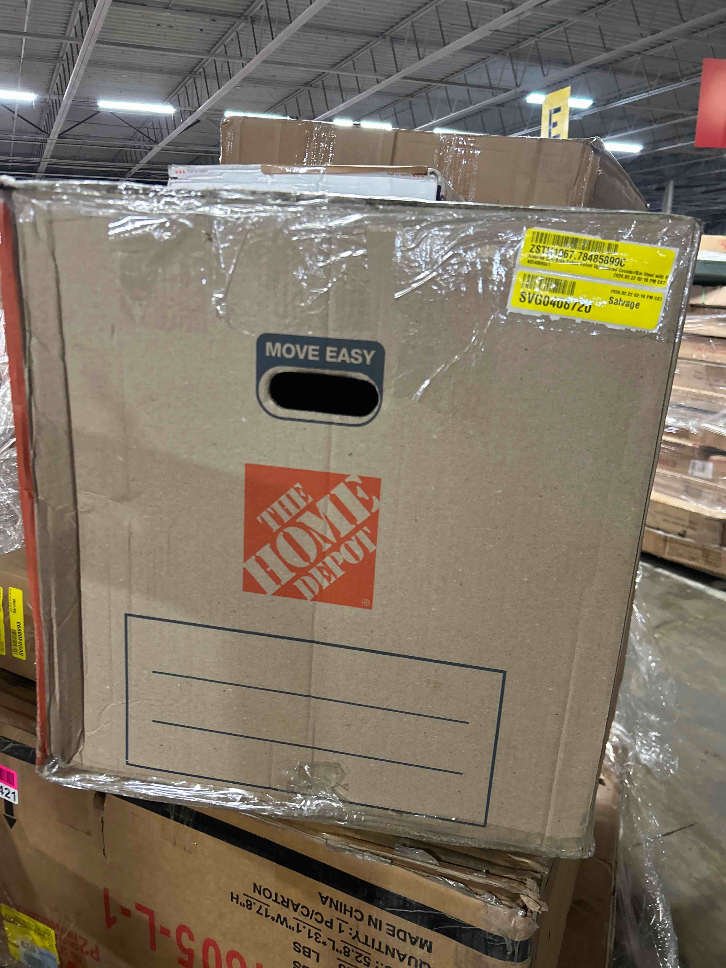 Condition photo showing New/Like New for Ambrine Low Back Tufted Velvet Upholstered Counter/Bar Stool 