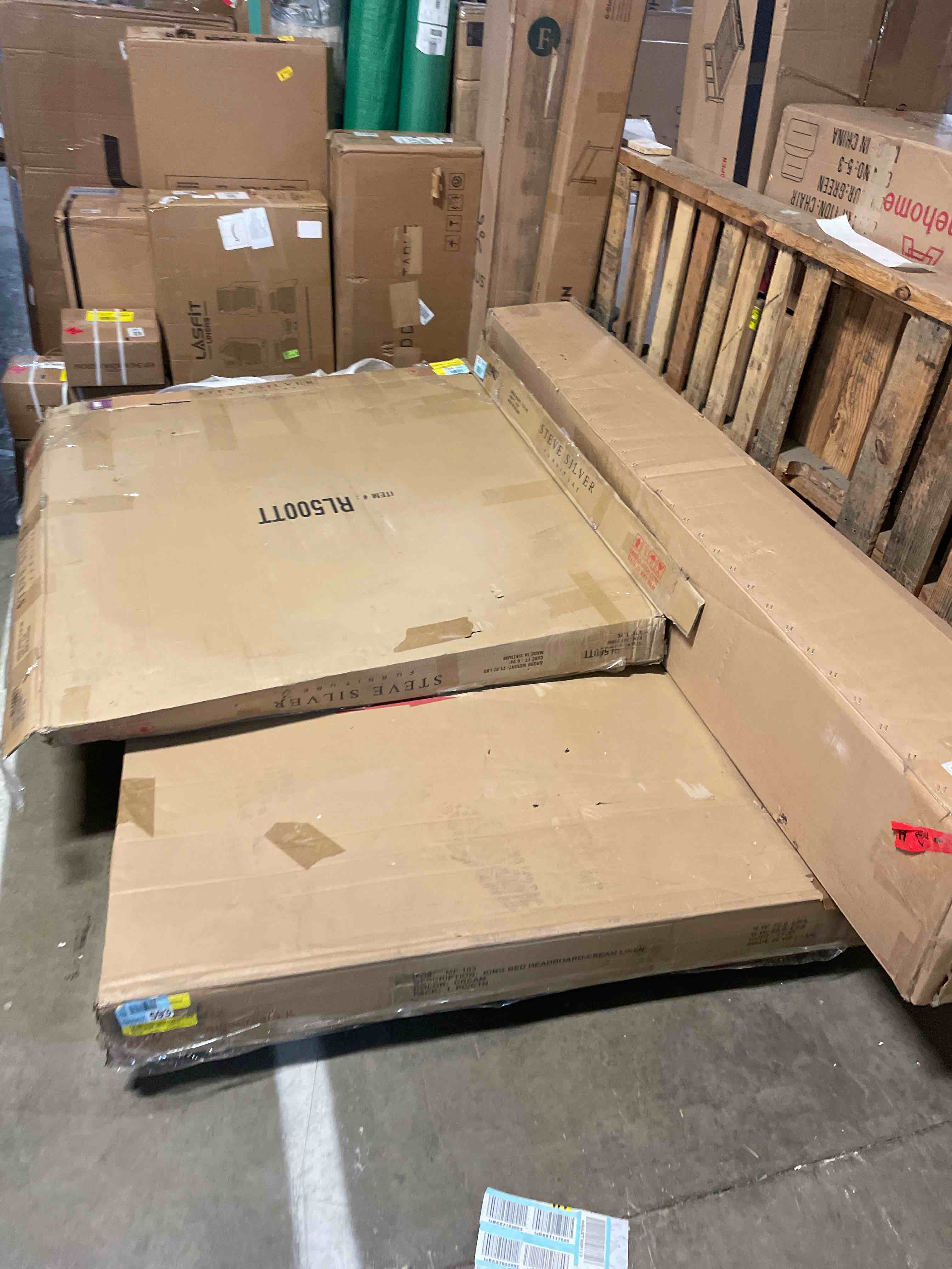 Condition photo showing As Is for Citori 12 (Headboard) King (only headboard)