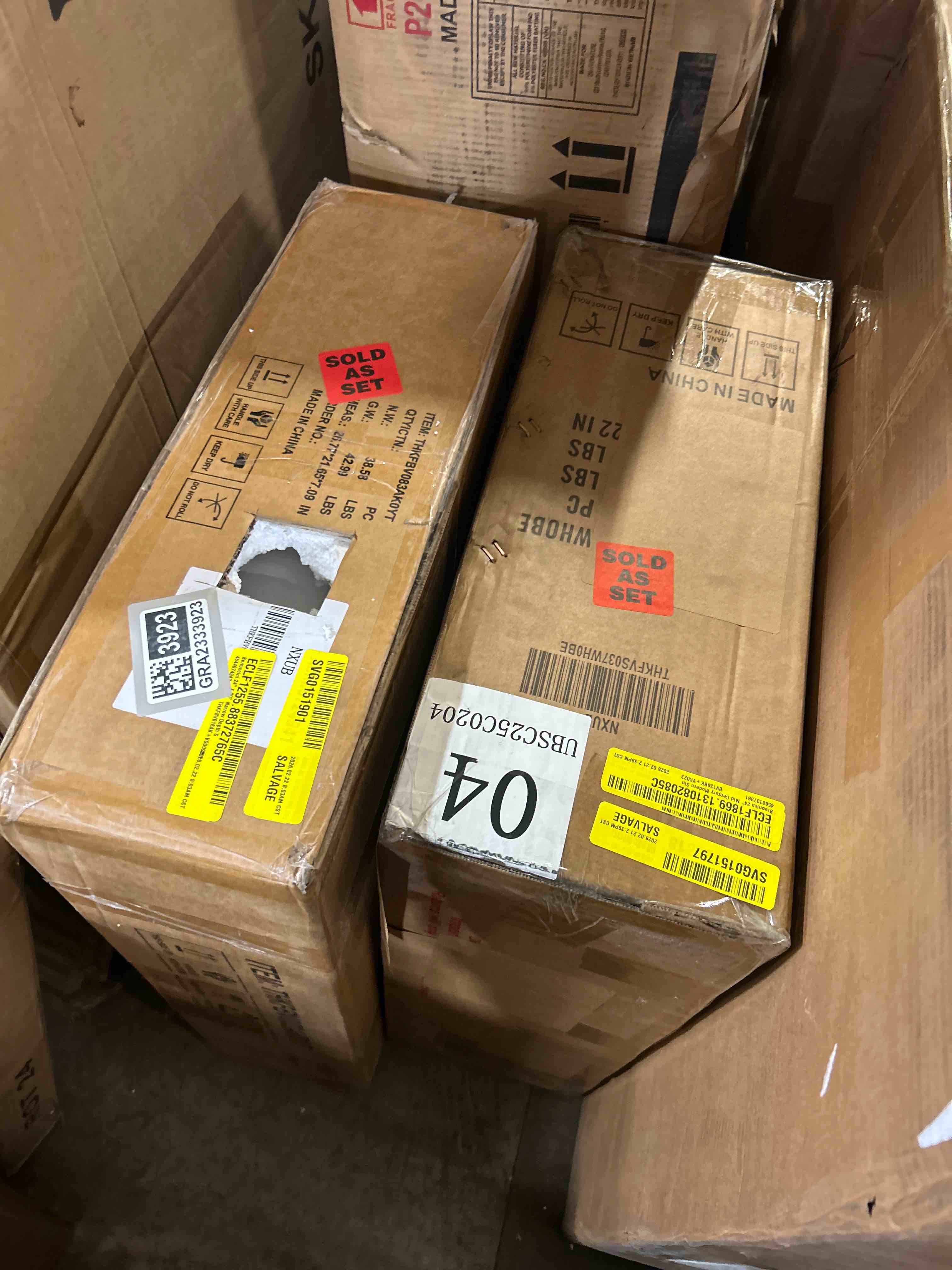 Condition photo showing New/Like New for Bertoncini 24" x 20" Narrow Depth Single Bathroom Vanity Set