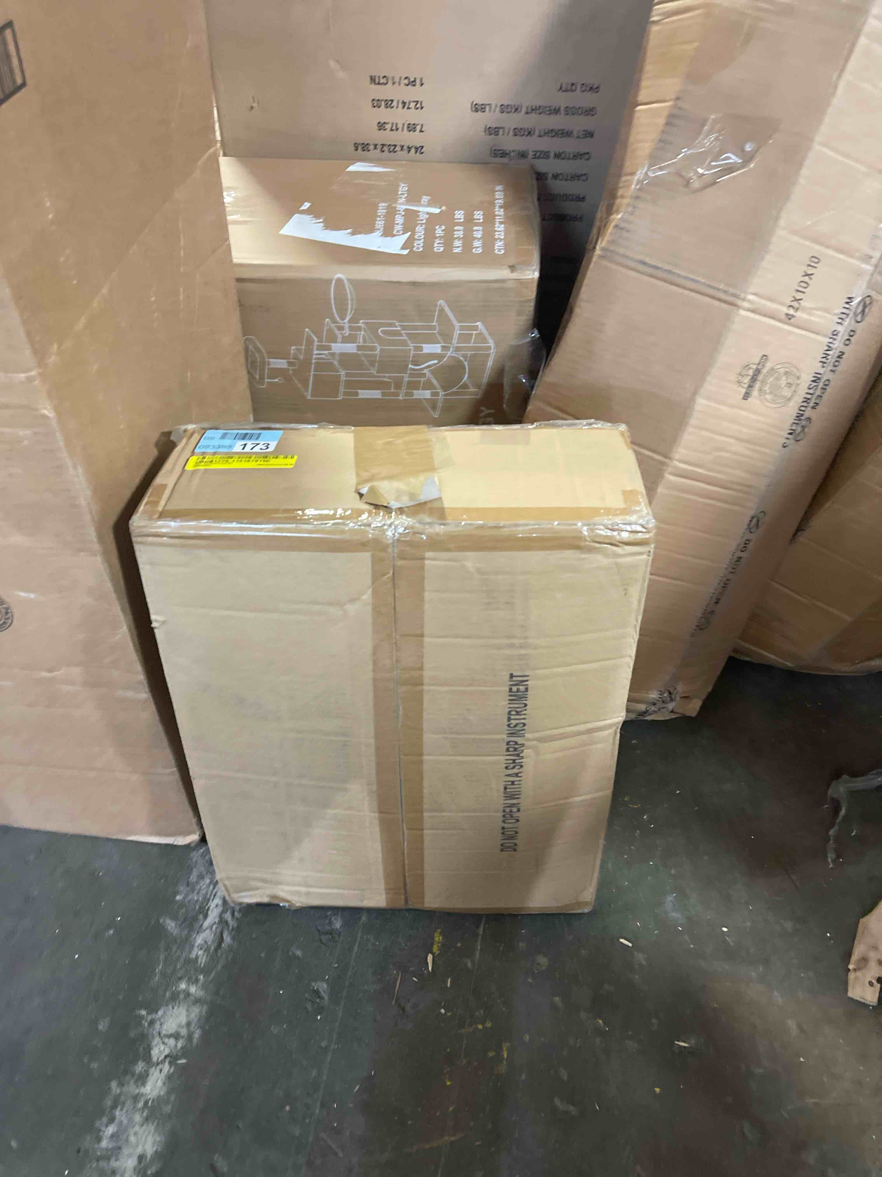 Condition photo showing New/Like New for Dune Poly Gauze Quilt Set