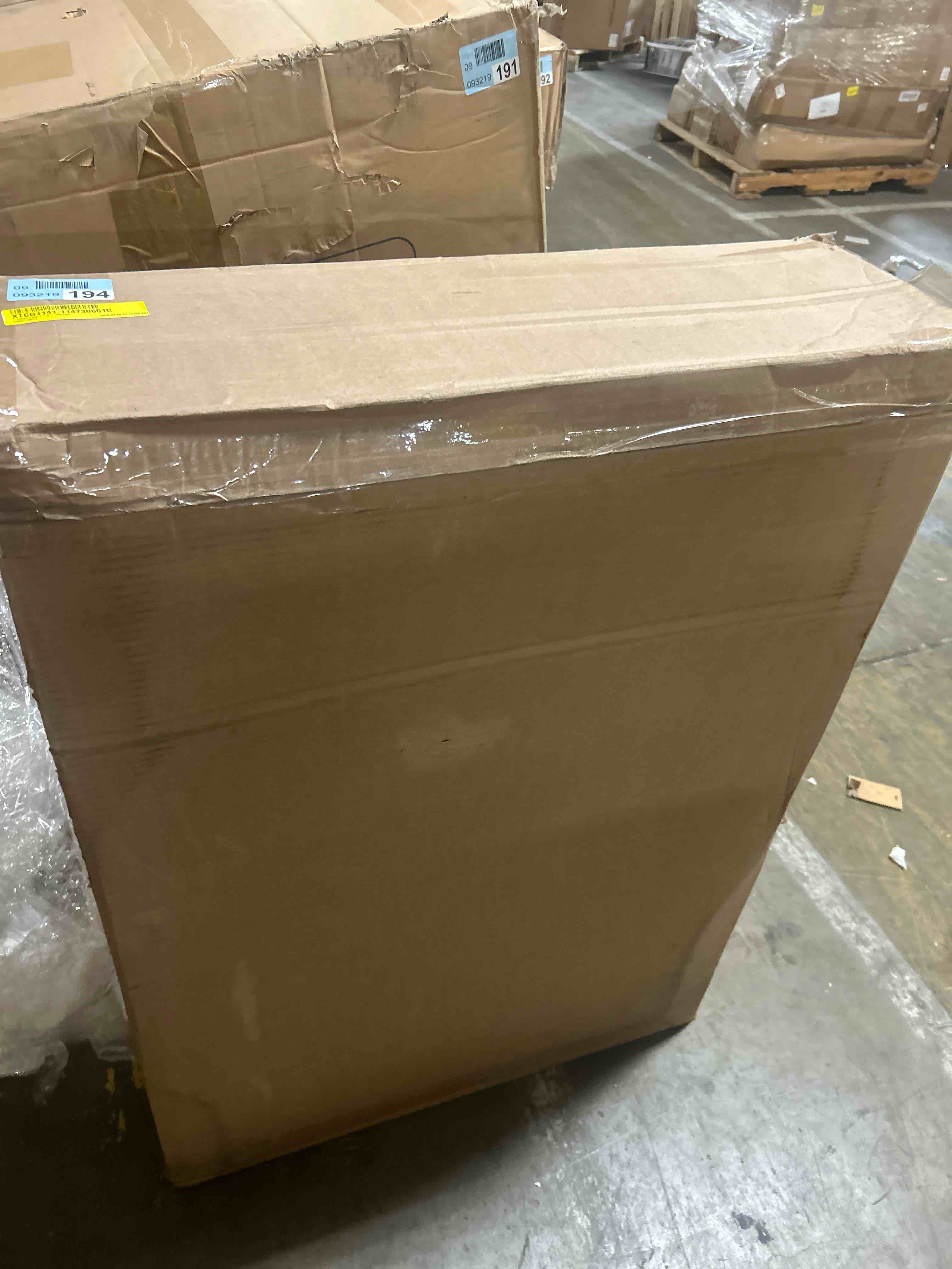 Condition photo showing New/Like New for Linen Fern 1" 3  Pieces