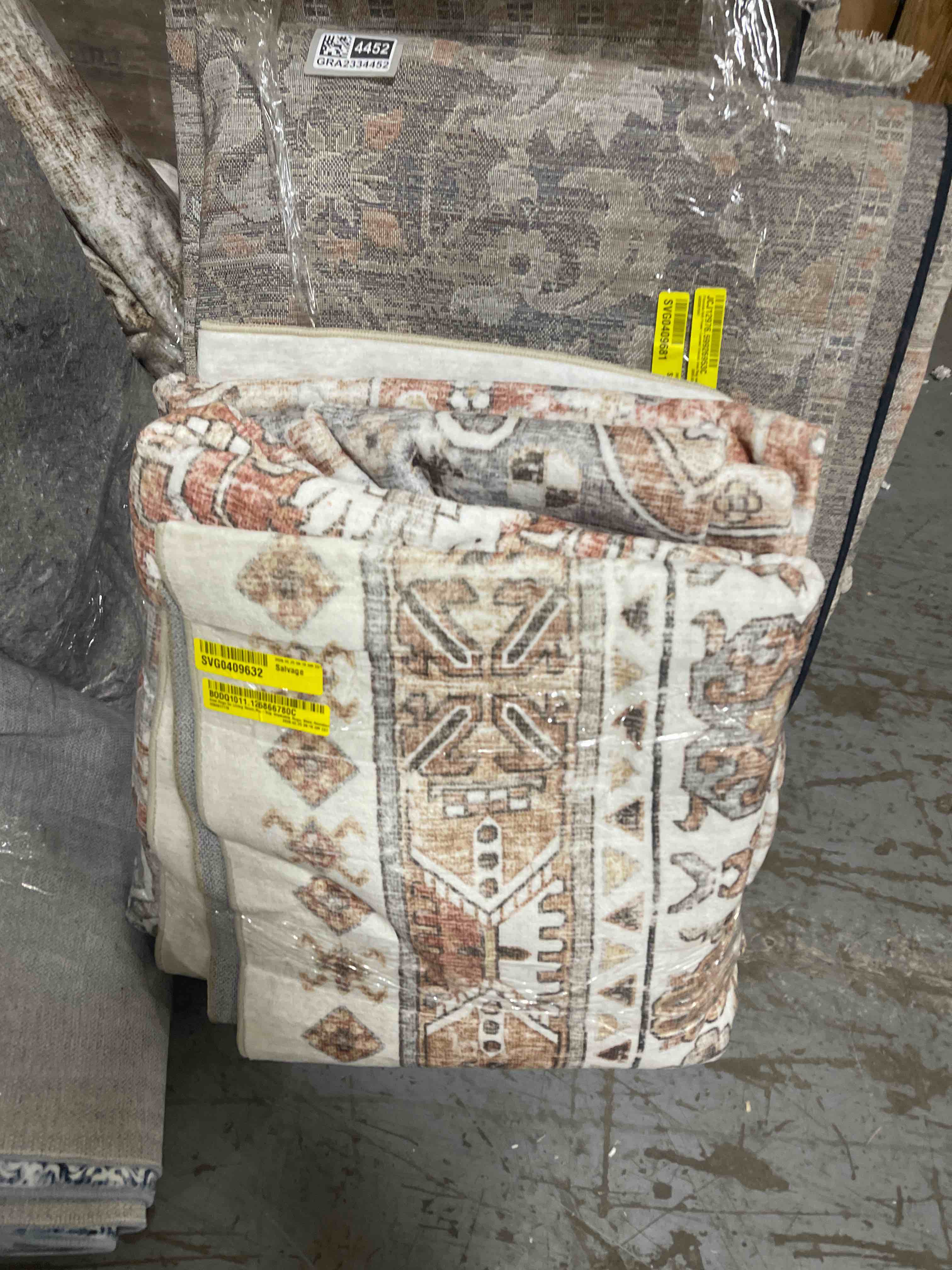 Condition photo showing New/Like New for Cady Blue 10 ft. x 14 ft. Machine Washable Transitional Area Rug