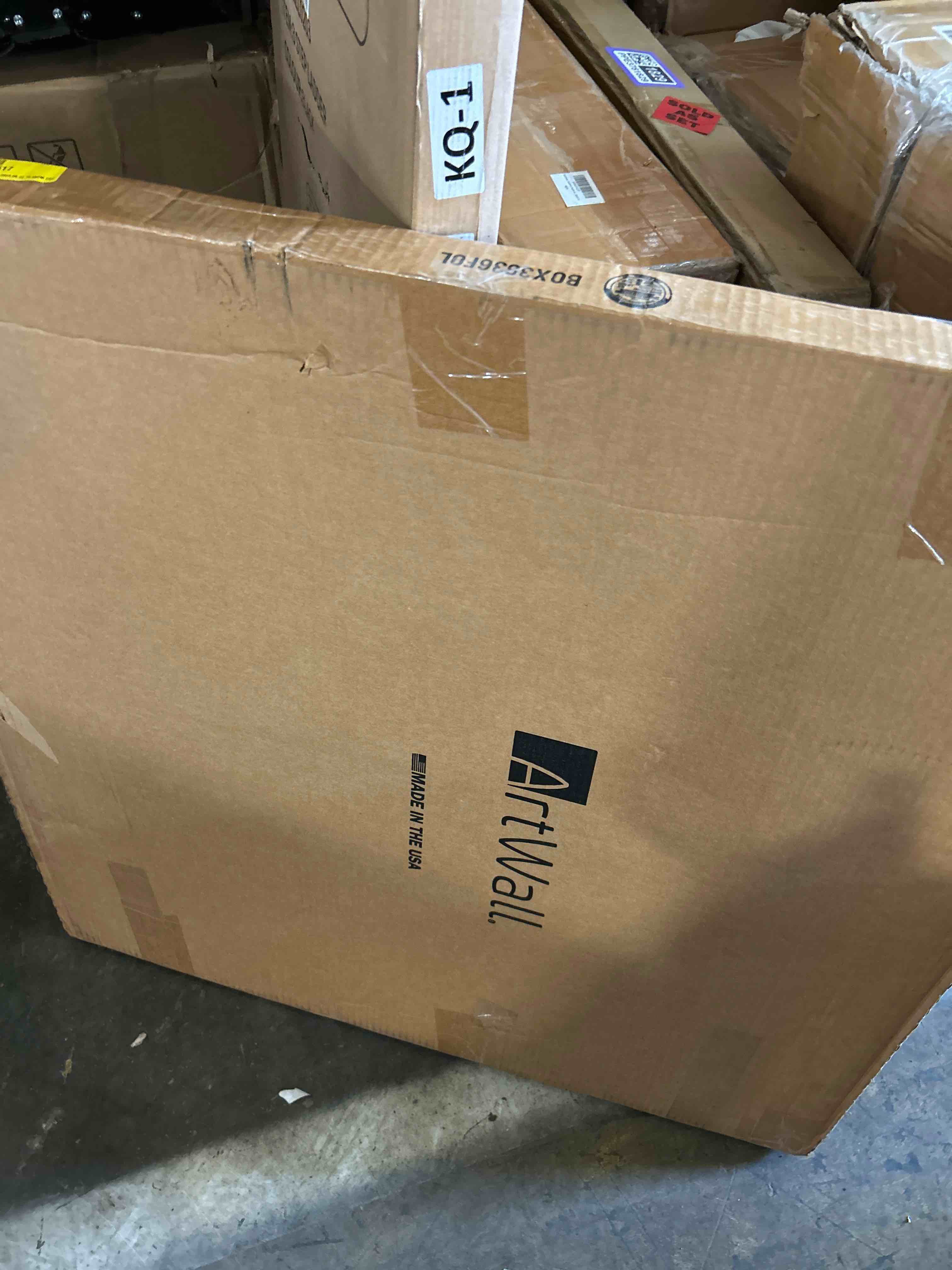 Condition photo showing New/Like New for diving whale i by megan meagher - w