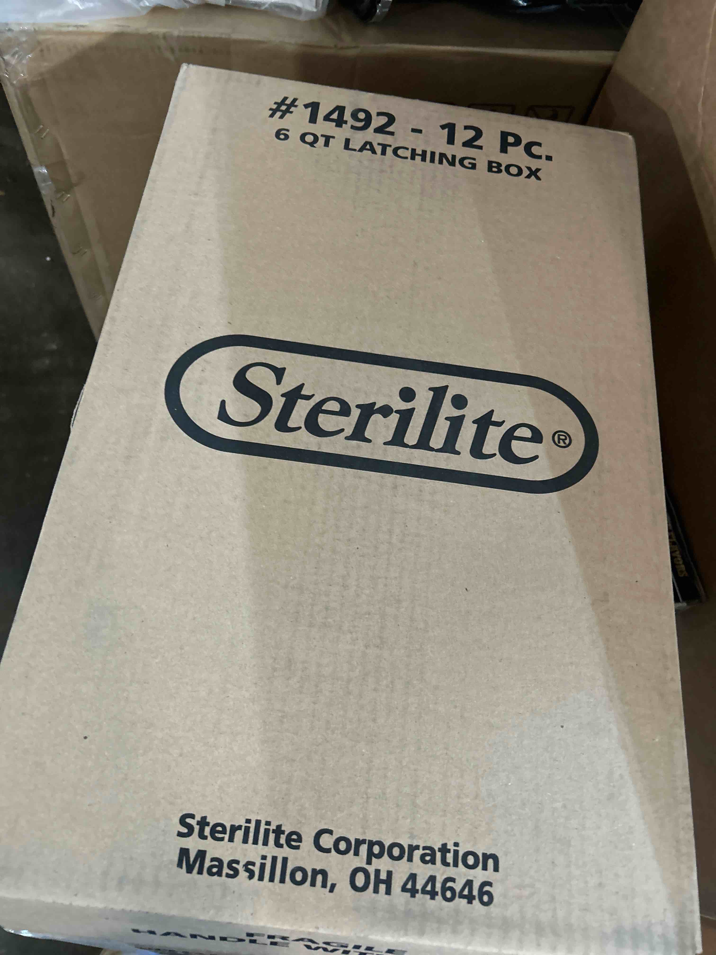 Condition photo showing New/Like New for Sterilite 12-Pack ClearView Latch Box, Stackable Storage Organizer Bins for Home, 6 Quart