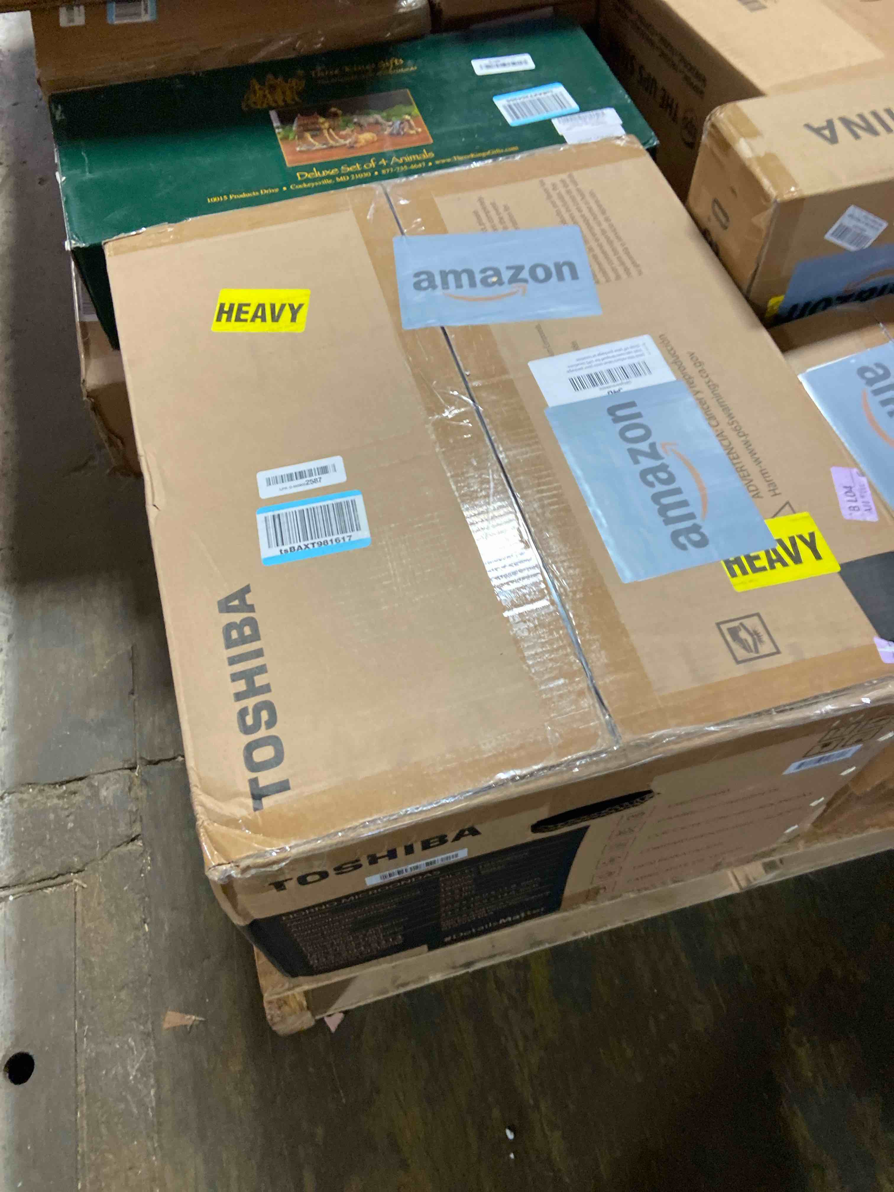 Condition photo showing New/Like New for TOSHIBA Combo 8-in-1 Countertop Microwave Oven, with Convection, Broil, Odor Removal Mode, 12.4" Position Memory Turntable, Child-Lock, Black Stainless Steel, ML2-EC10SA(BS) A, Air Fryer-1.0 Cu.Ft