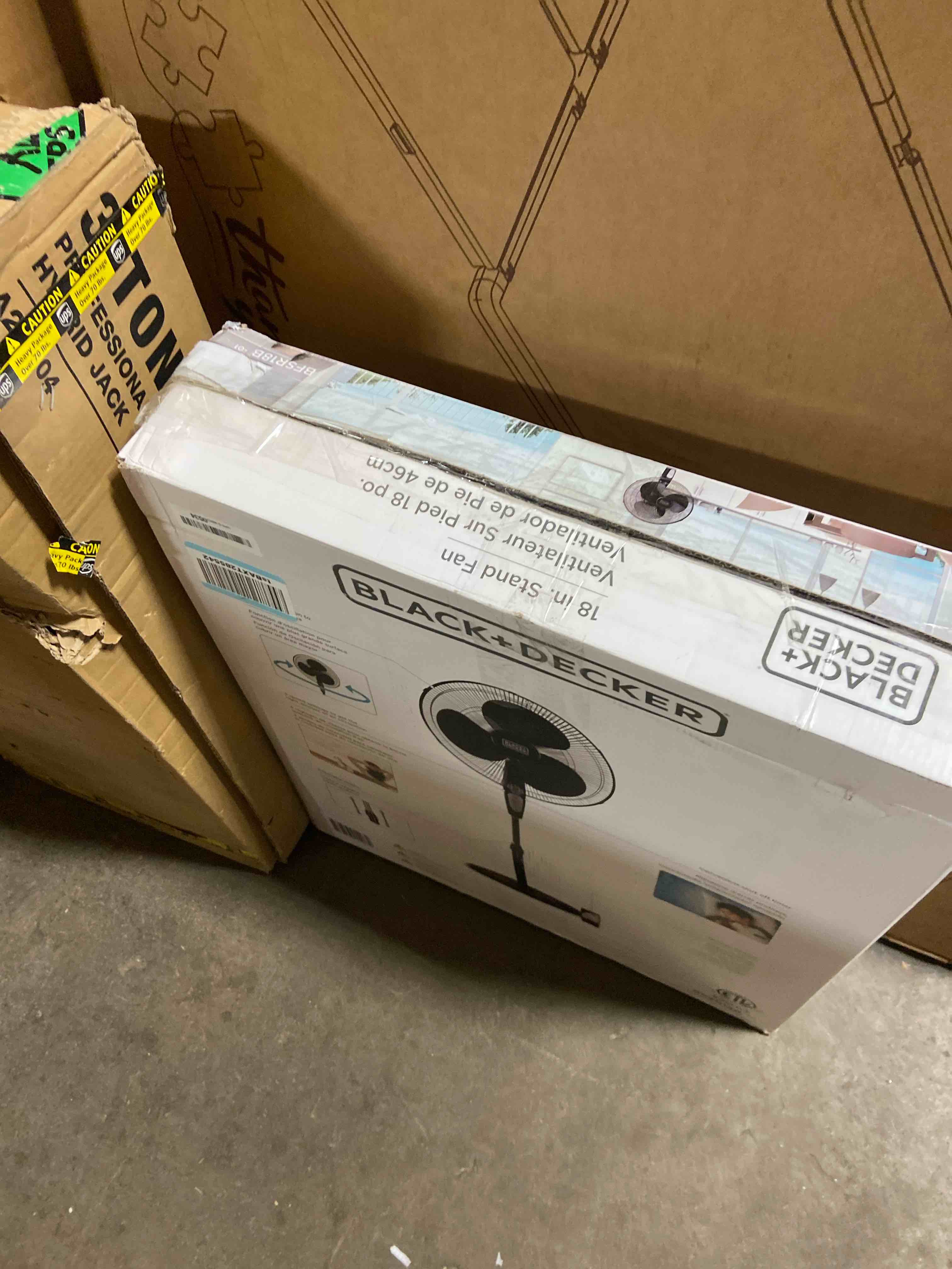 Condition photo showing Good Condition for BLACK+DECKER 18" Oscillating Stand Fan with Remote Control Black: Adjustable Height, 3 Speeds, ETL Listed