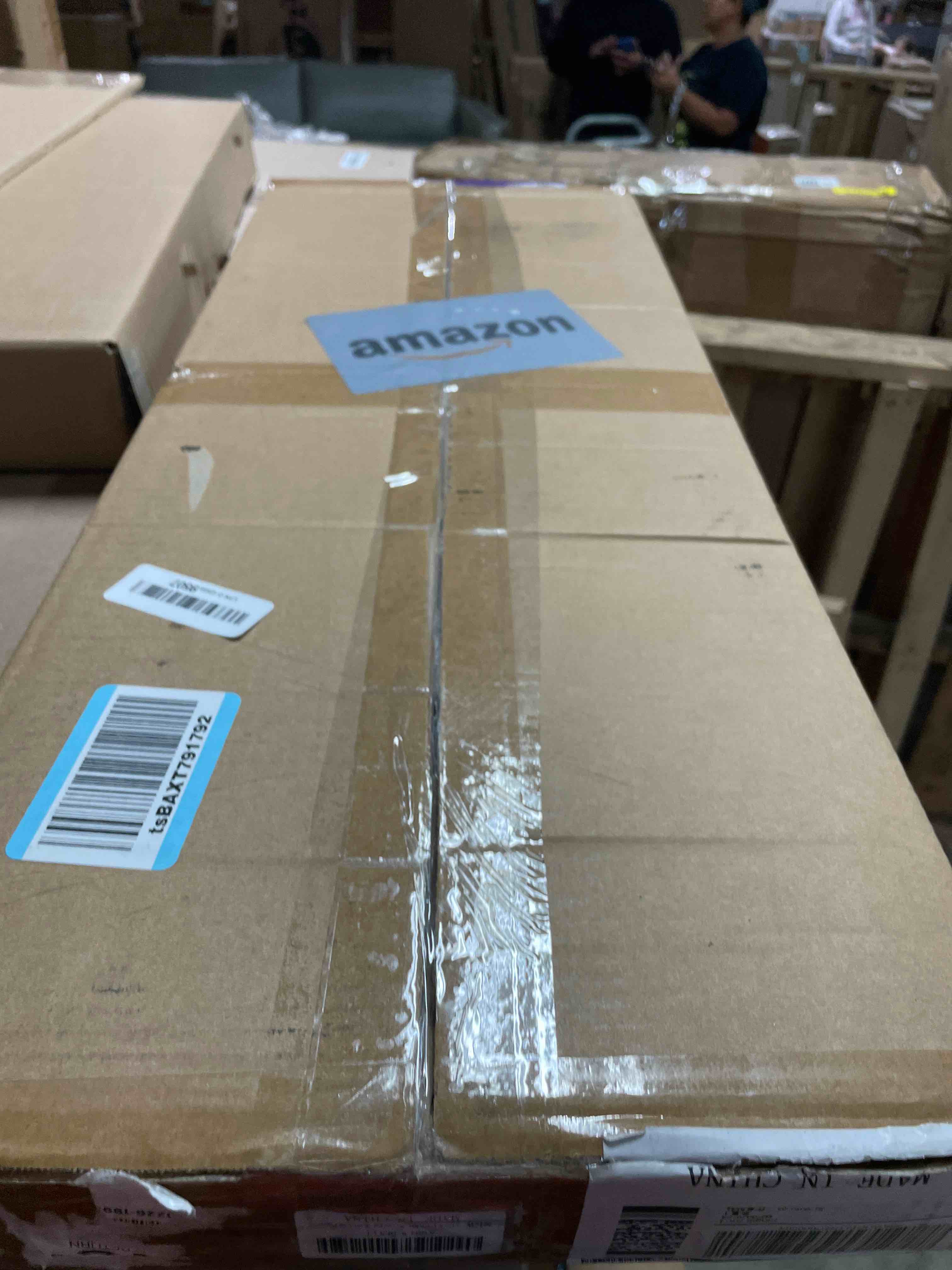 Condition photo showing Good Condition for 3 Pack Portable White Cylinder Stands for Party, 31.5", 23.6", 15.7" Height Foldable Cardboard Tall Cake Pedestal Stand Flower Floral Pillar Table Stand, cilindros para fiestas redondos blancos for Wedding Parties