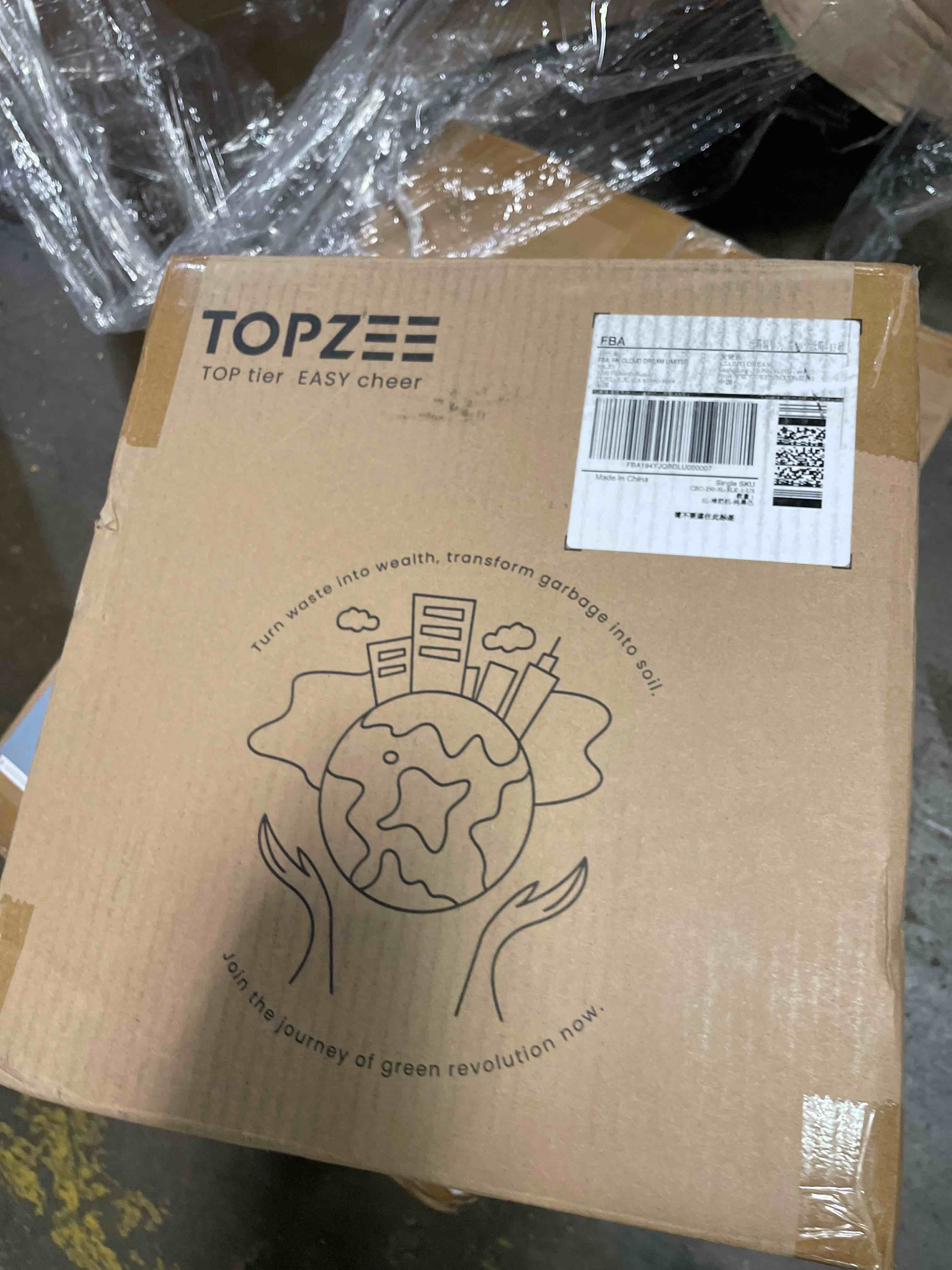 Condition photo showing New/Like New for topzee electric compost bin for kitchen, 3l smart countertop composter with odorless auto-cleaning, low noise, turns food waste to fertilizer in 4 hours, for indoor home use, black light black