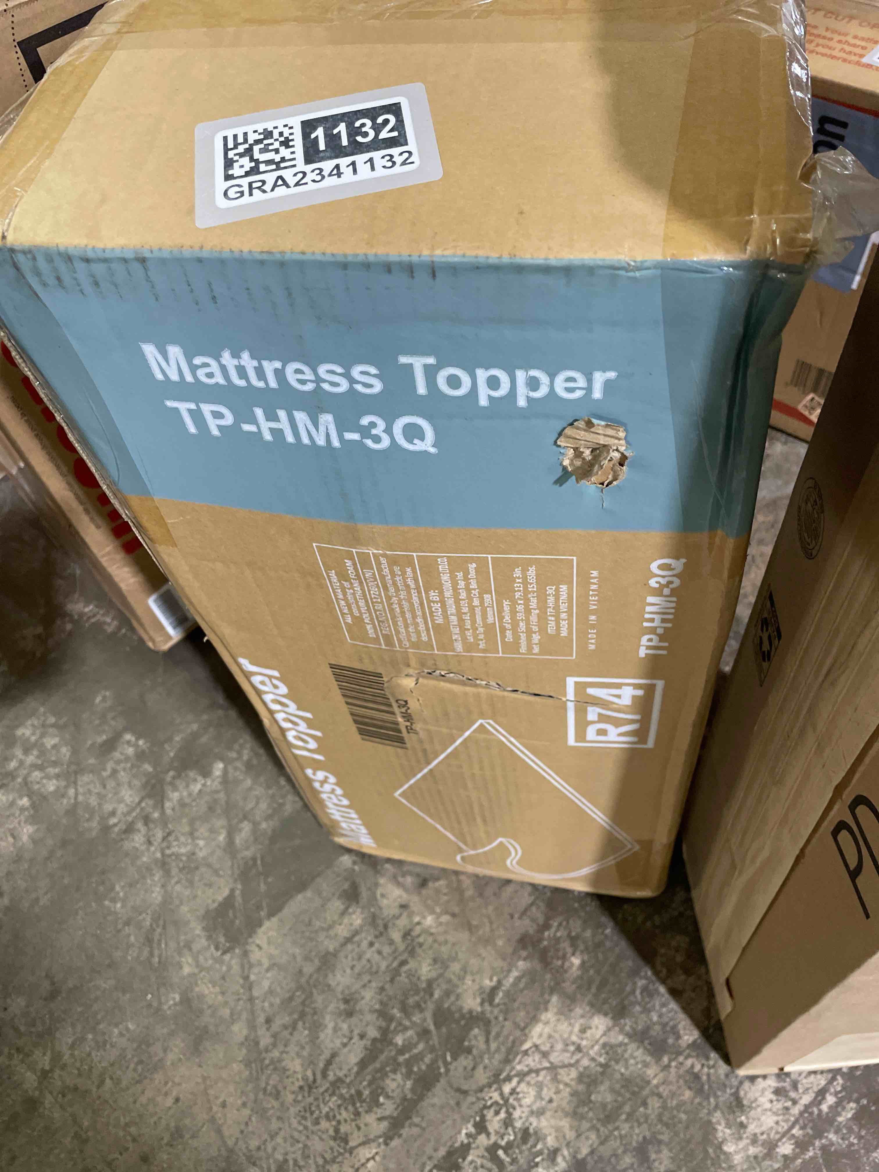 Condition photo showing New/Like New for valuxe 3 inch gel memory foam mattress topper queen size high density cooling pad pressure relief bed topper (with removable & washable bamboo cover)