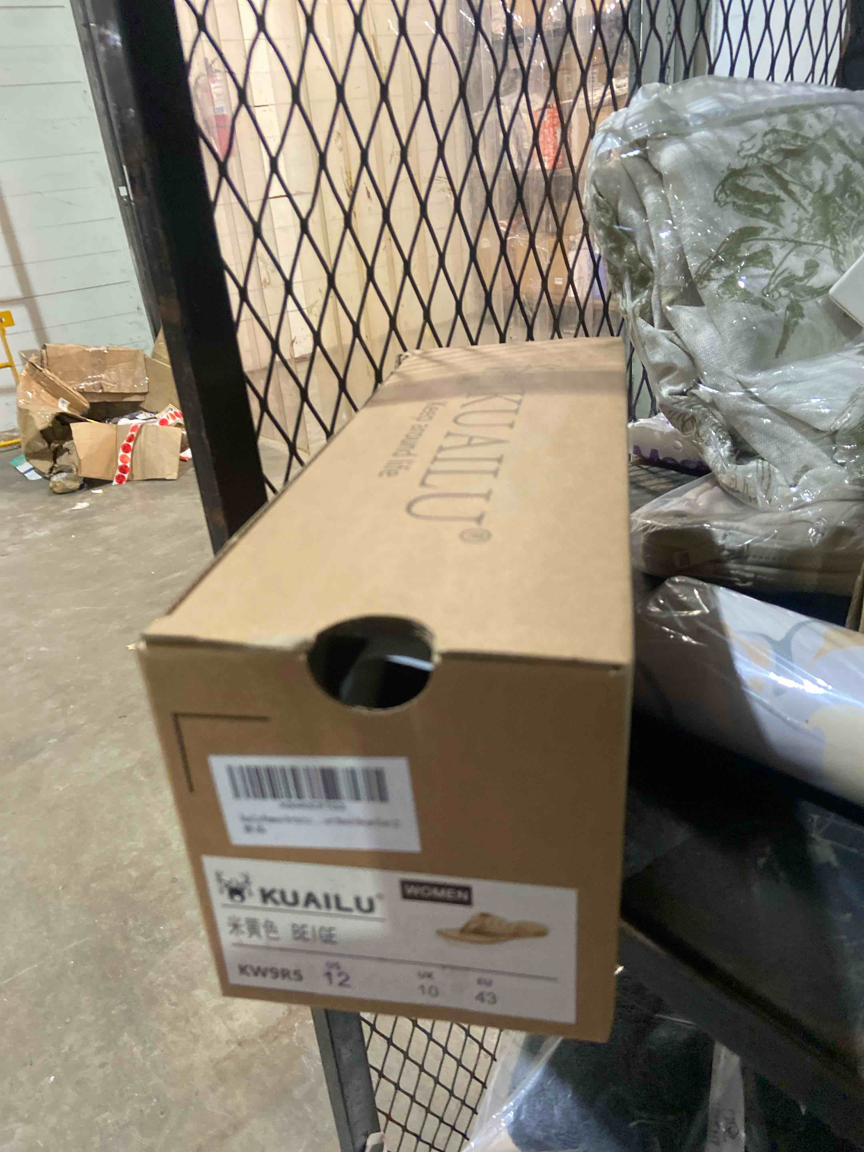 https://s3.amazonaws.com/lotting-images-prod/phillipi/GRA2343033_1789494175899.jpeg