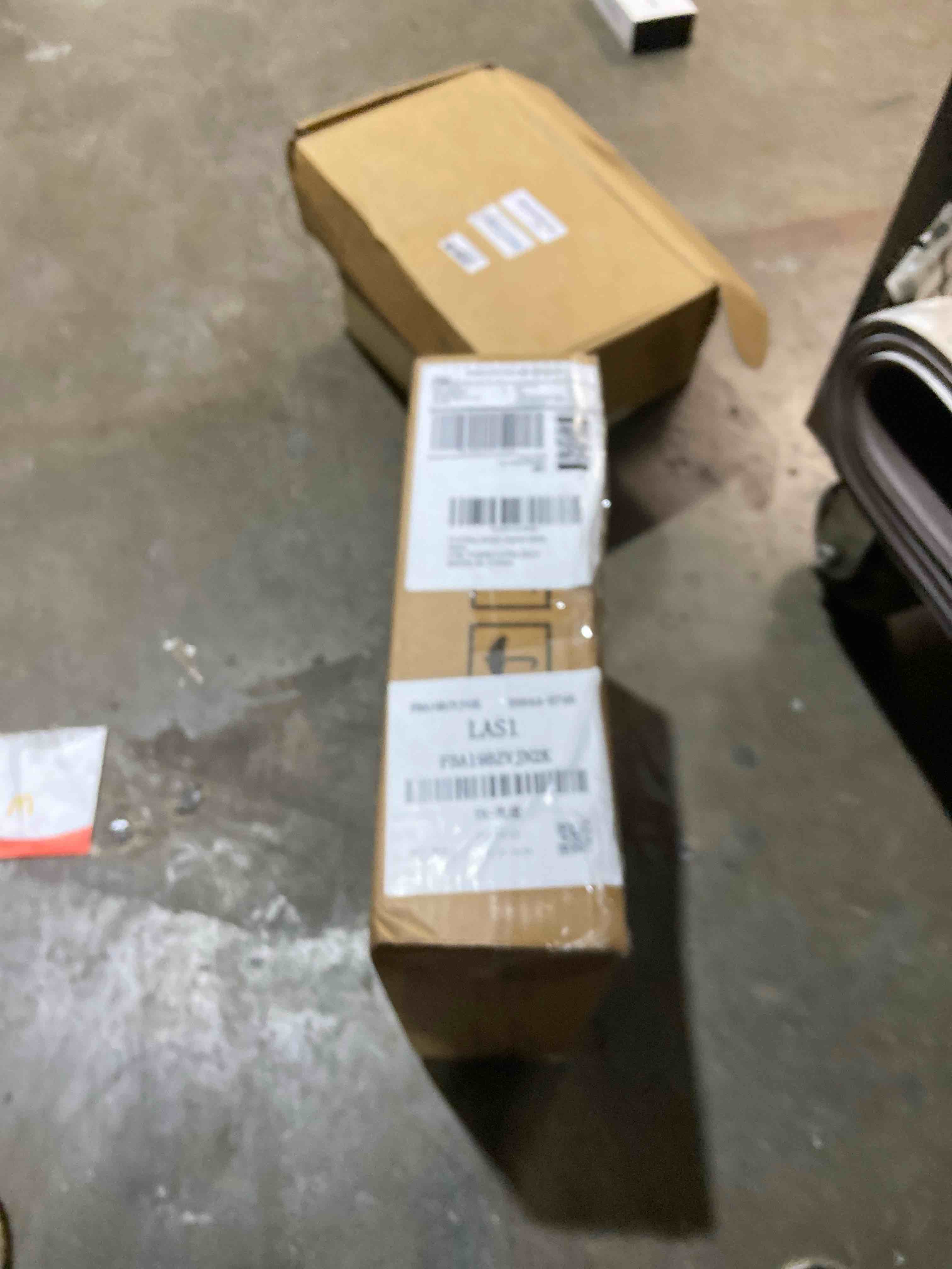 https://s3.amazonaws.com/lotting-images-prod/phillipi/GRA2343103_1789498449087.jpeg