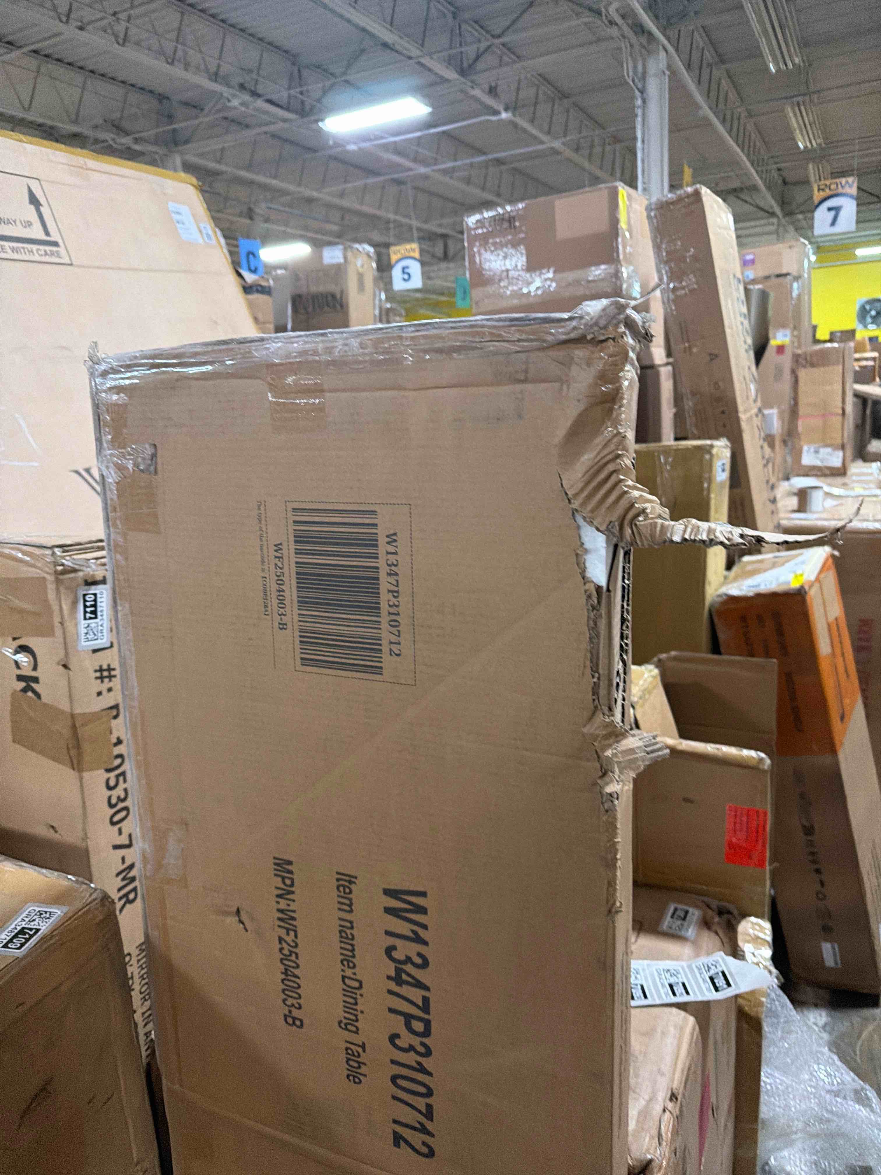 https://s3.amazonaws.com/lotting-images-prod/phillipi/GRA3487091_1777575448854.jpeg