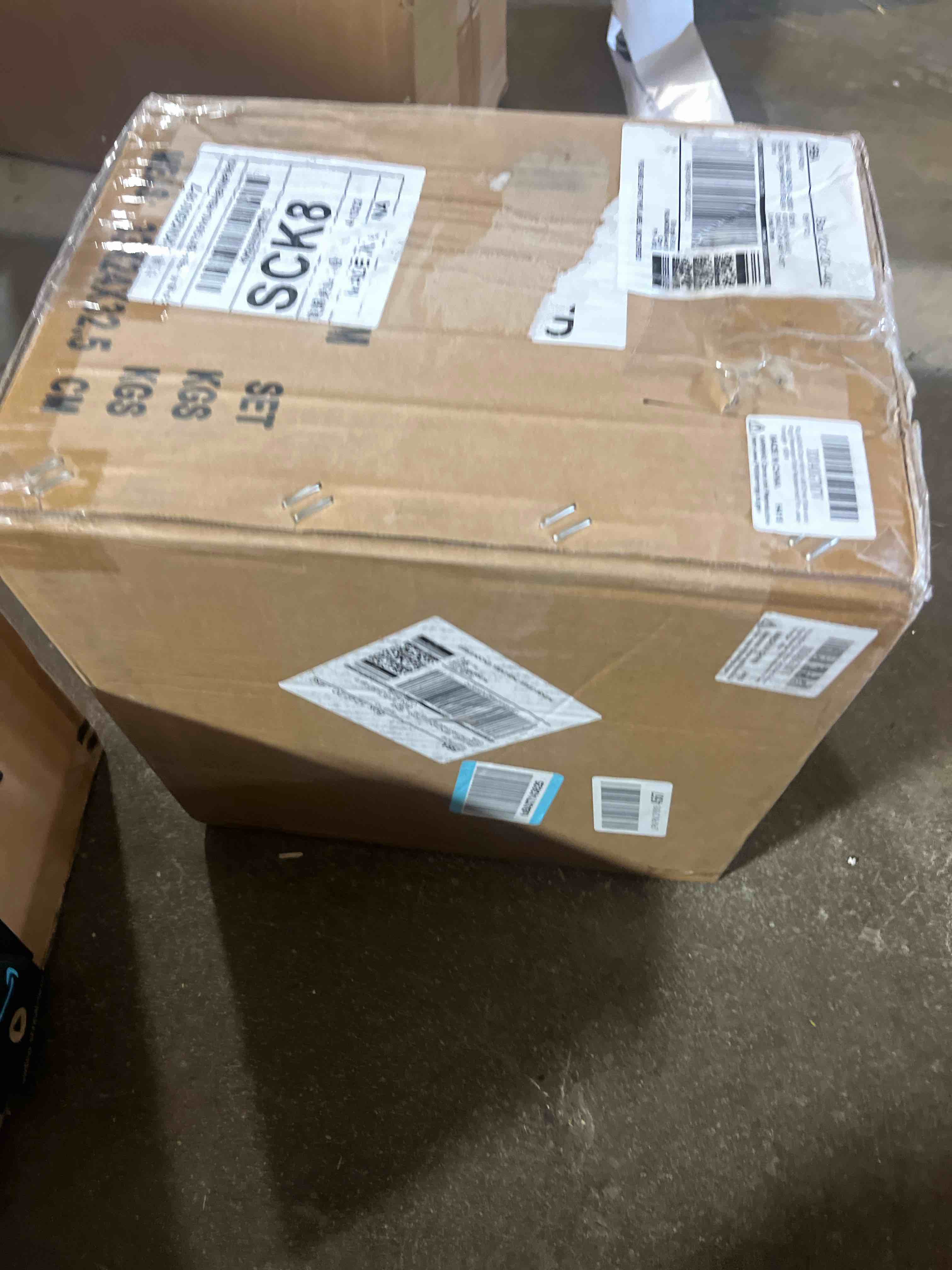 https://s3.amazonaws.com/lotting-images-prod/phillipi/GRA3487213_1757434995664.jpeg