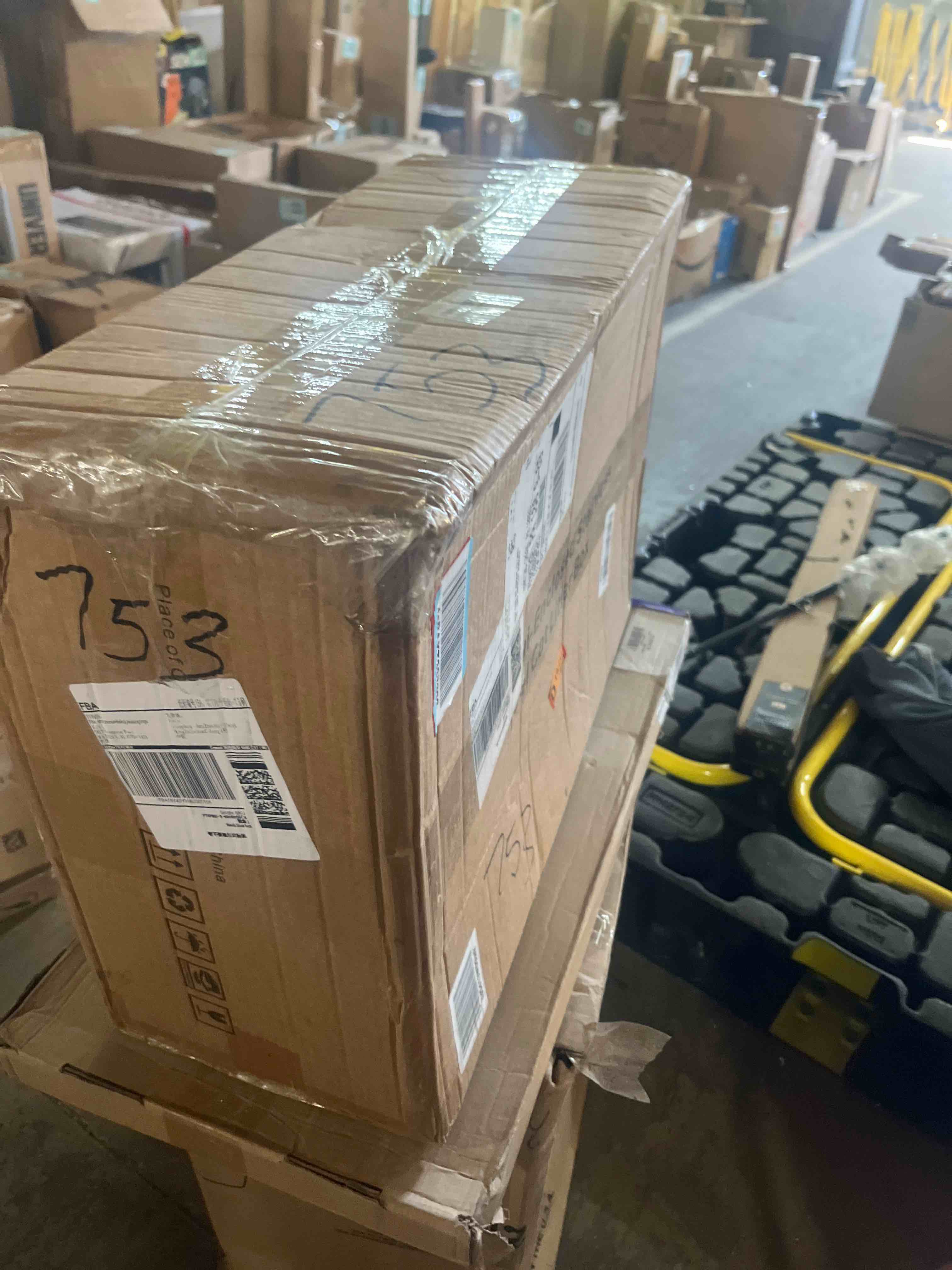 https://s3.amazonaws.com/lotting-images-prod/phillipi/GRA3487221_1757445106562.jpeg