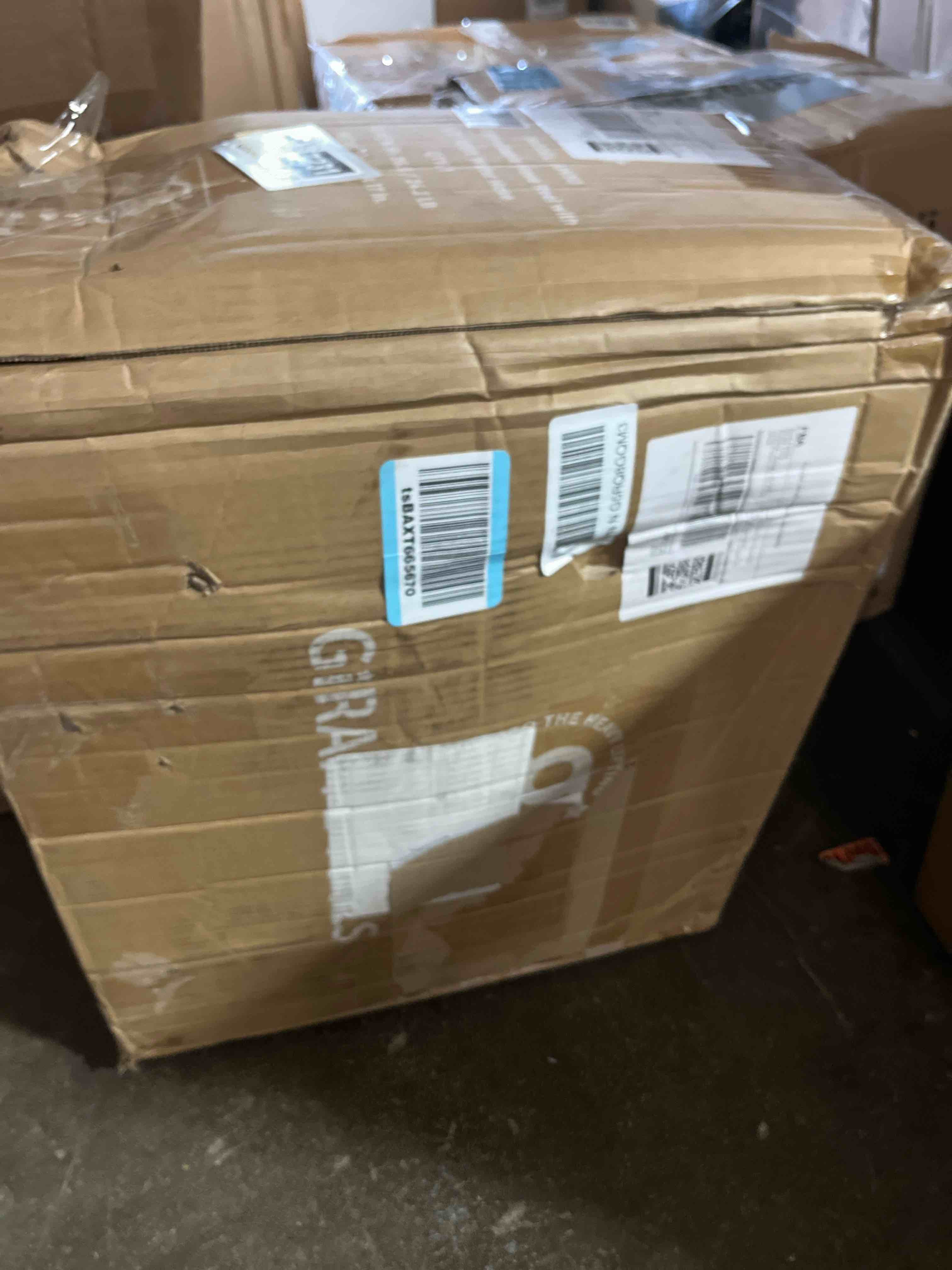 https://s3.amazonaws.com/lotting-images-prod/phillipi/GRA3487231_1757523127519.jpeg
