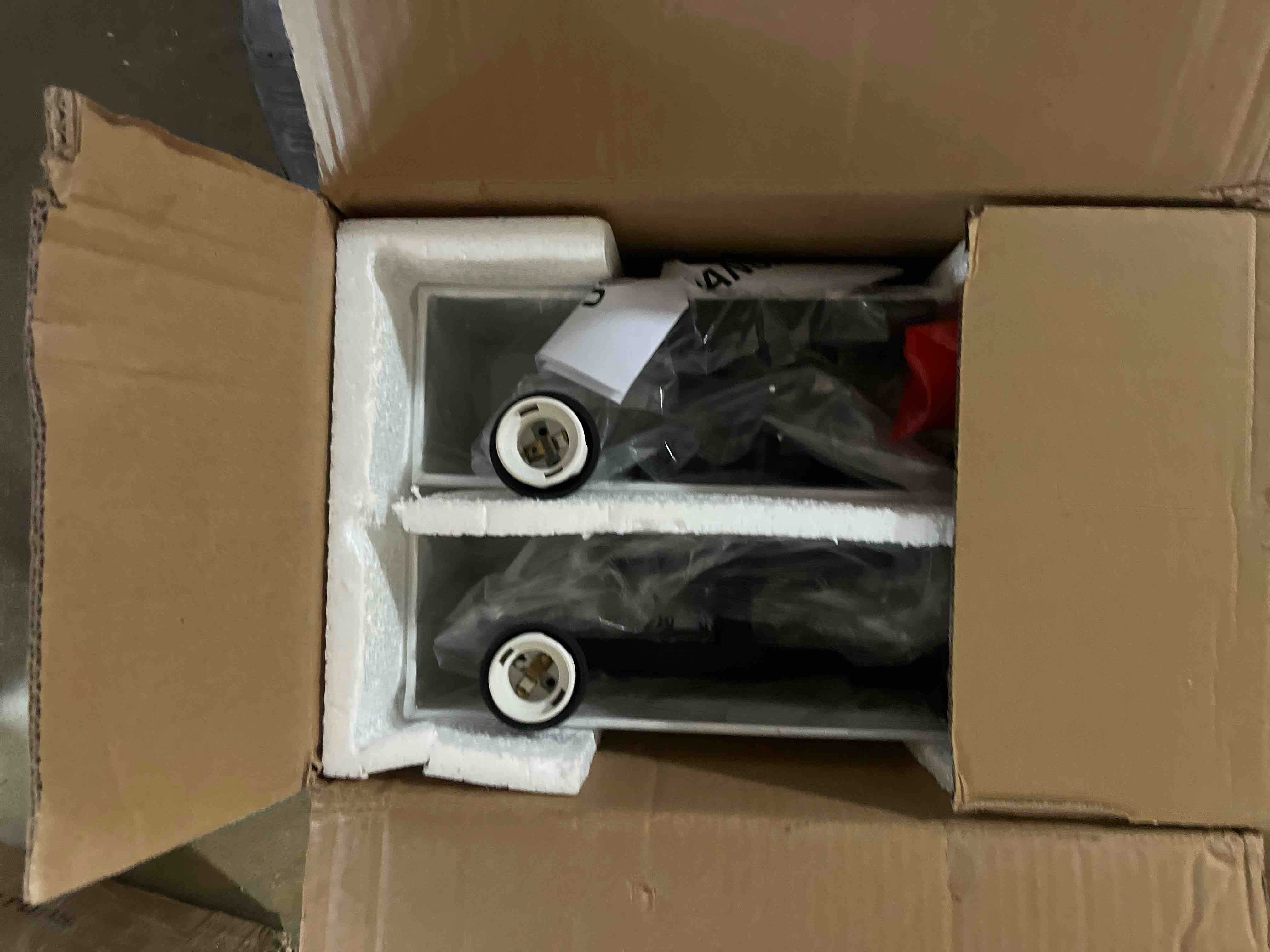 https://s3.amazonaws.com/lotting-images-prod/phillipi/GRA3487242_1757523550992.jpeg