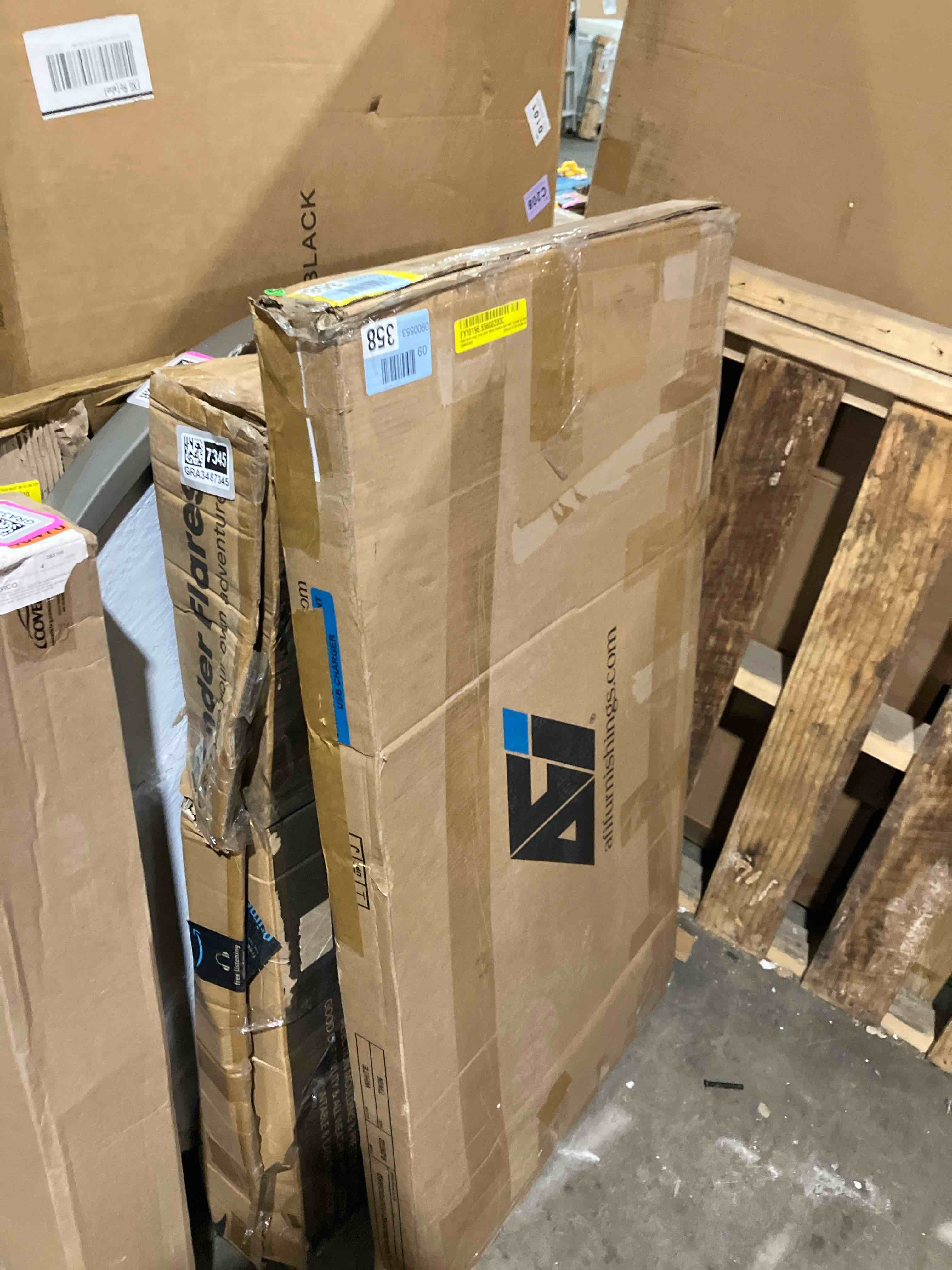 https://s3.amazonaws.com/lotting-images-prod/phillipi/GRA3487347_1757943159668.jpeg