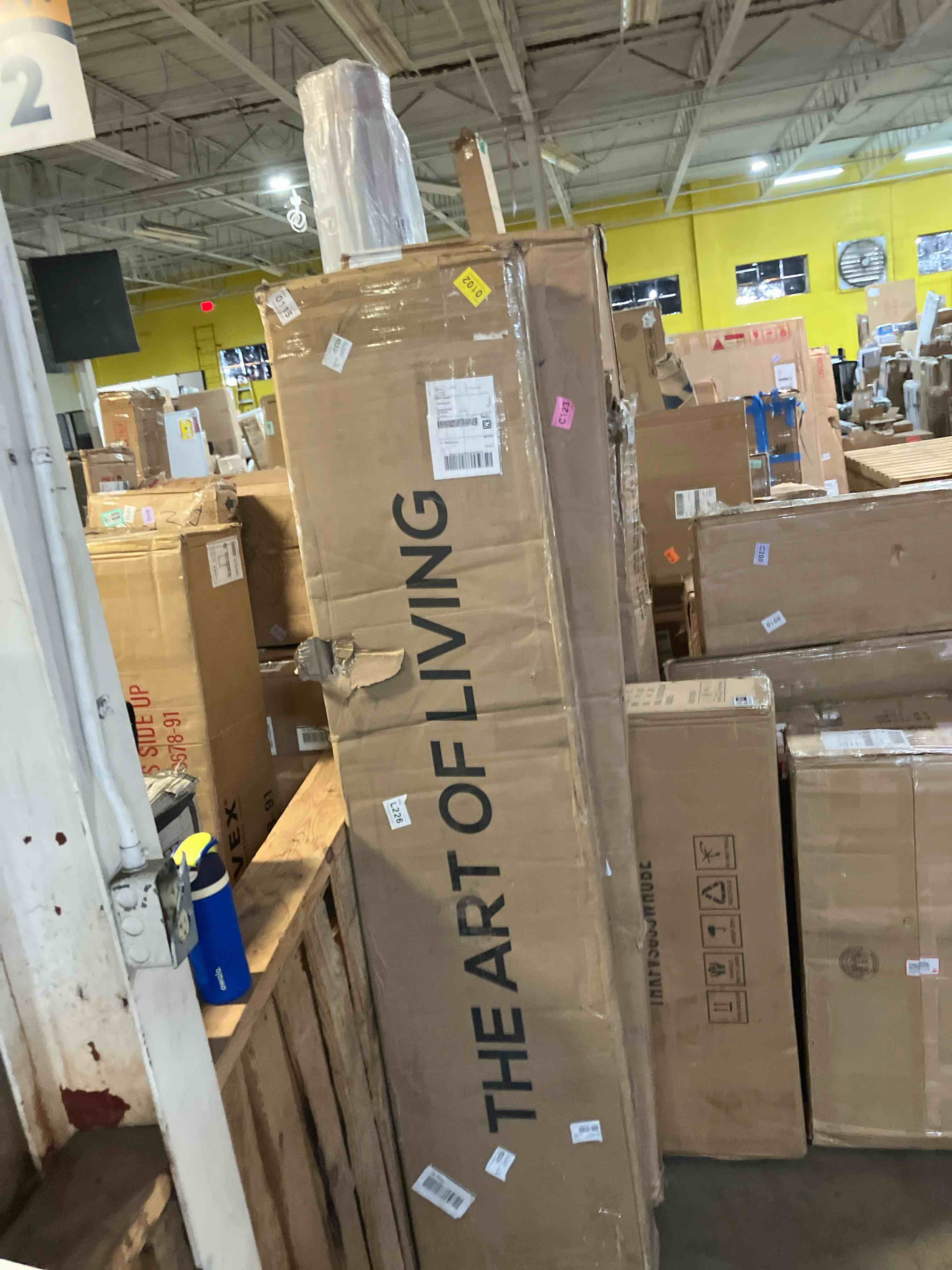 https://s3.amazonaws.com/lotting-images-prod/phillipi/GRA3487521_1758122693805.jpeg