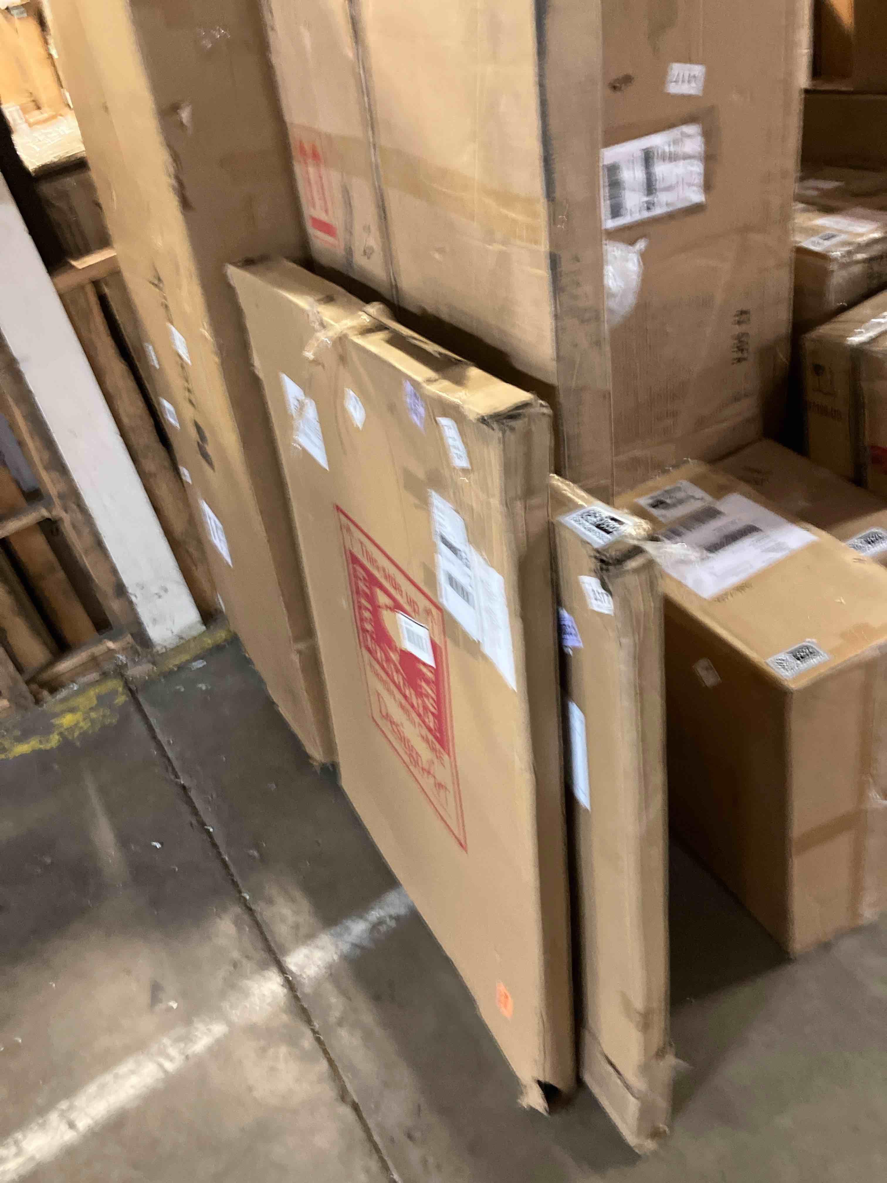 https://s3.amazonaws.com/lotting-images-prod/phillipi/GRA3487533_1758124247205.jpeg