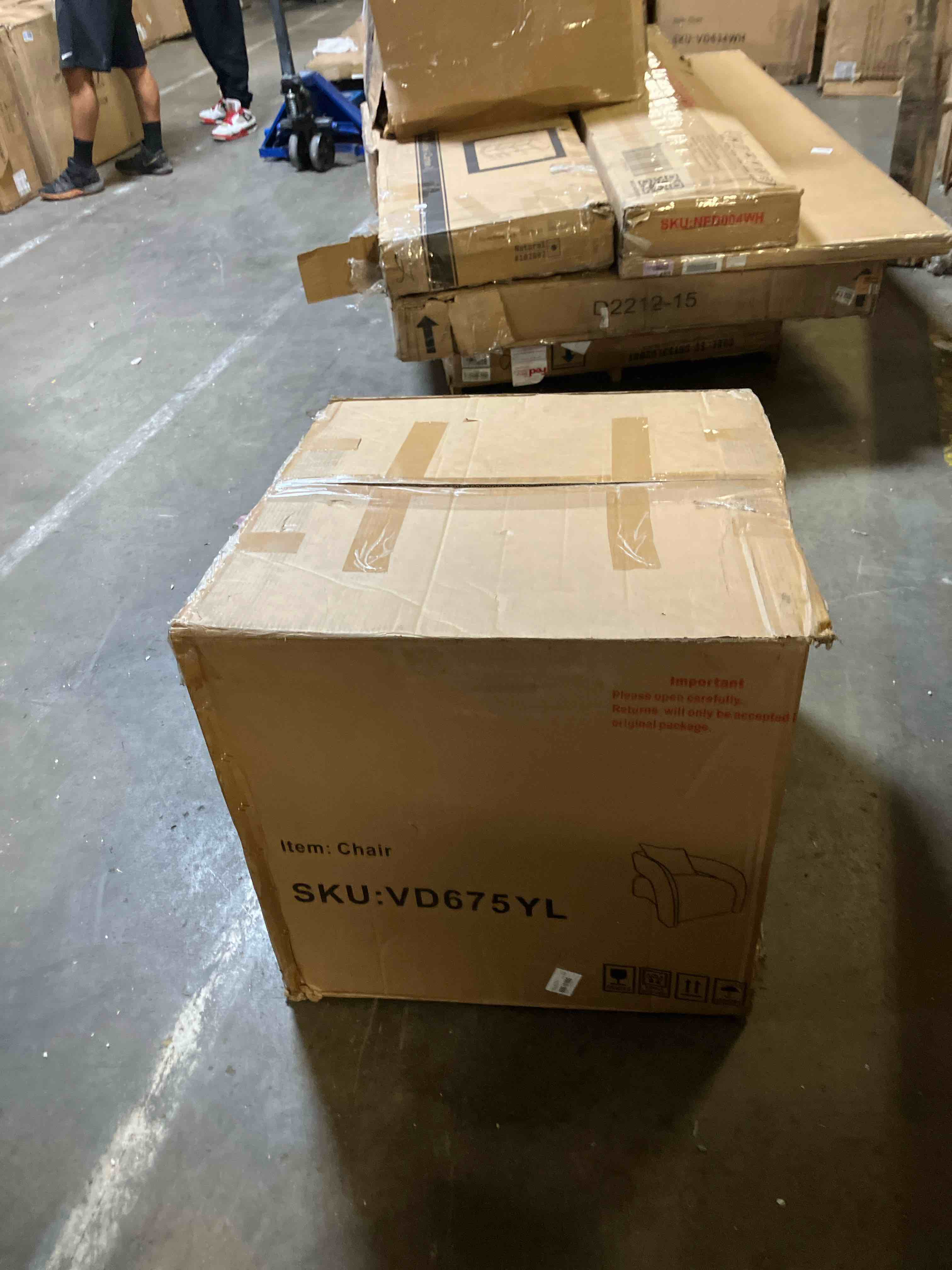 https://s3.amazonaws.com/lotting-images-prod/phillipi/GRA3487543_1758125870155.jpeg