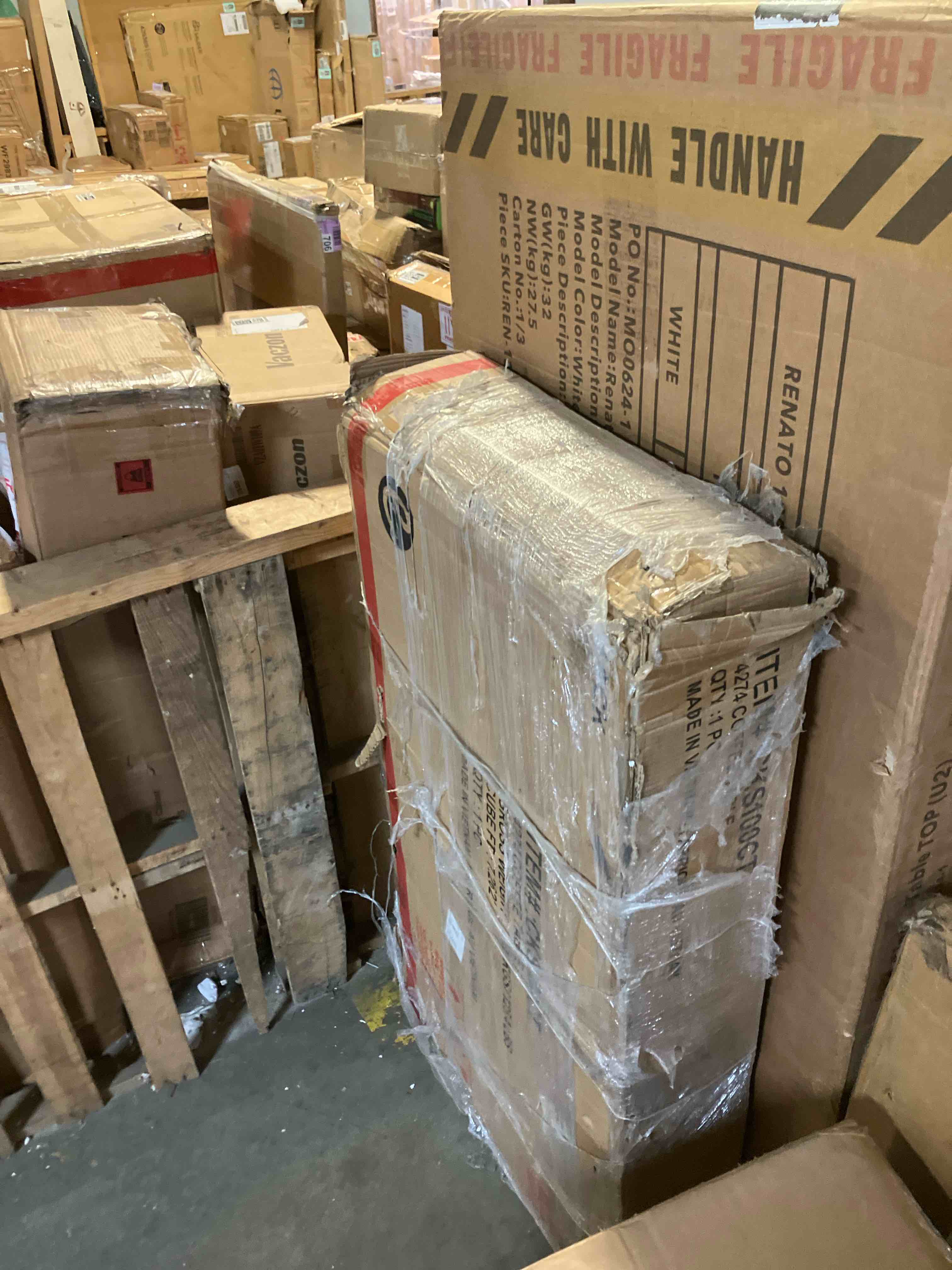 https://s3.amazonaws.com/lotting-images-prod/phillipi/GRA3487544_1758126000169.jpeg