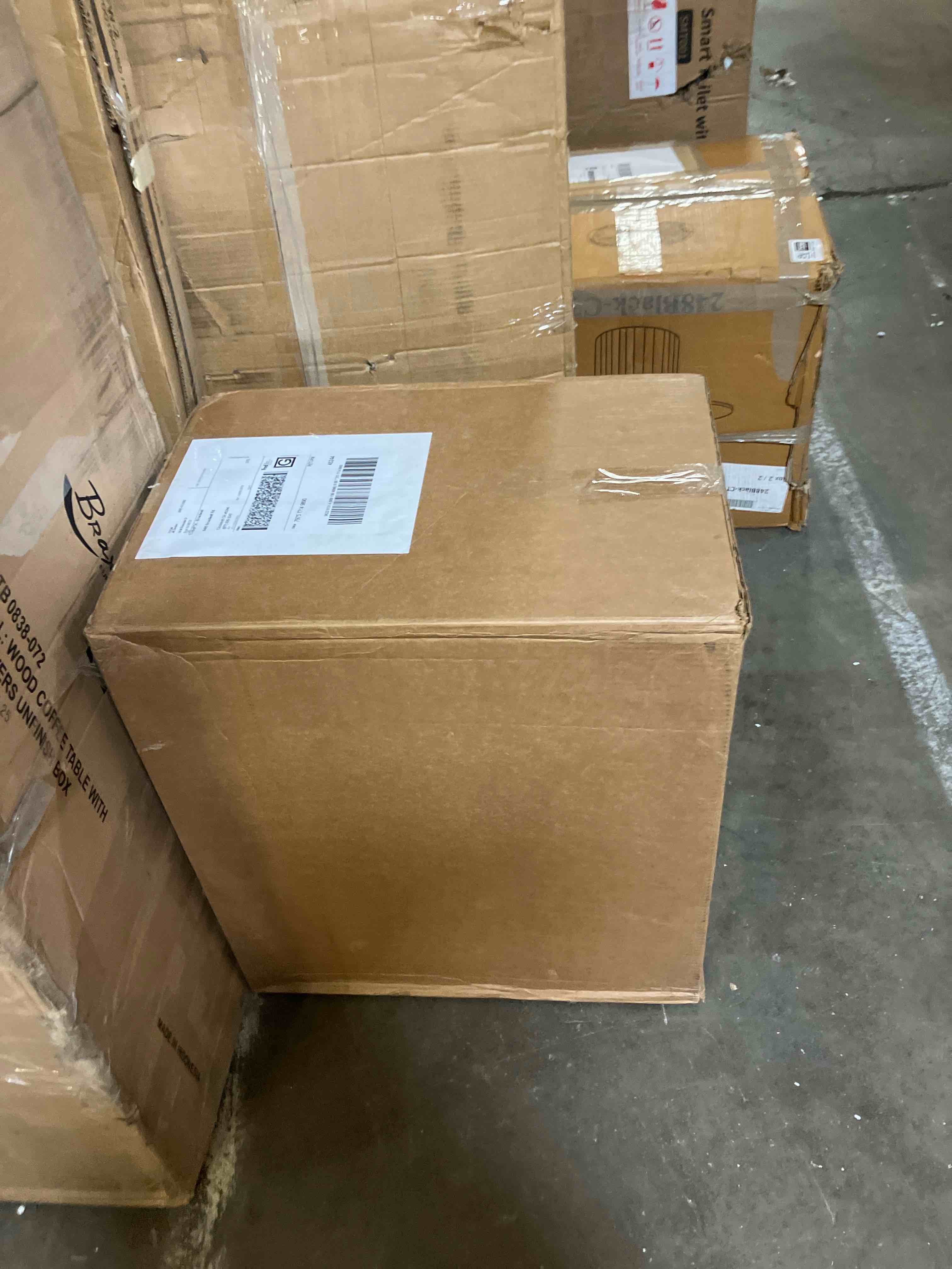 https://s3.amazonaws.com/lotting-images-prod/phillipi/GRA3487558_1758129781596.jpeg