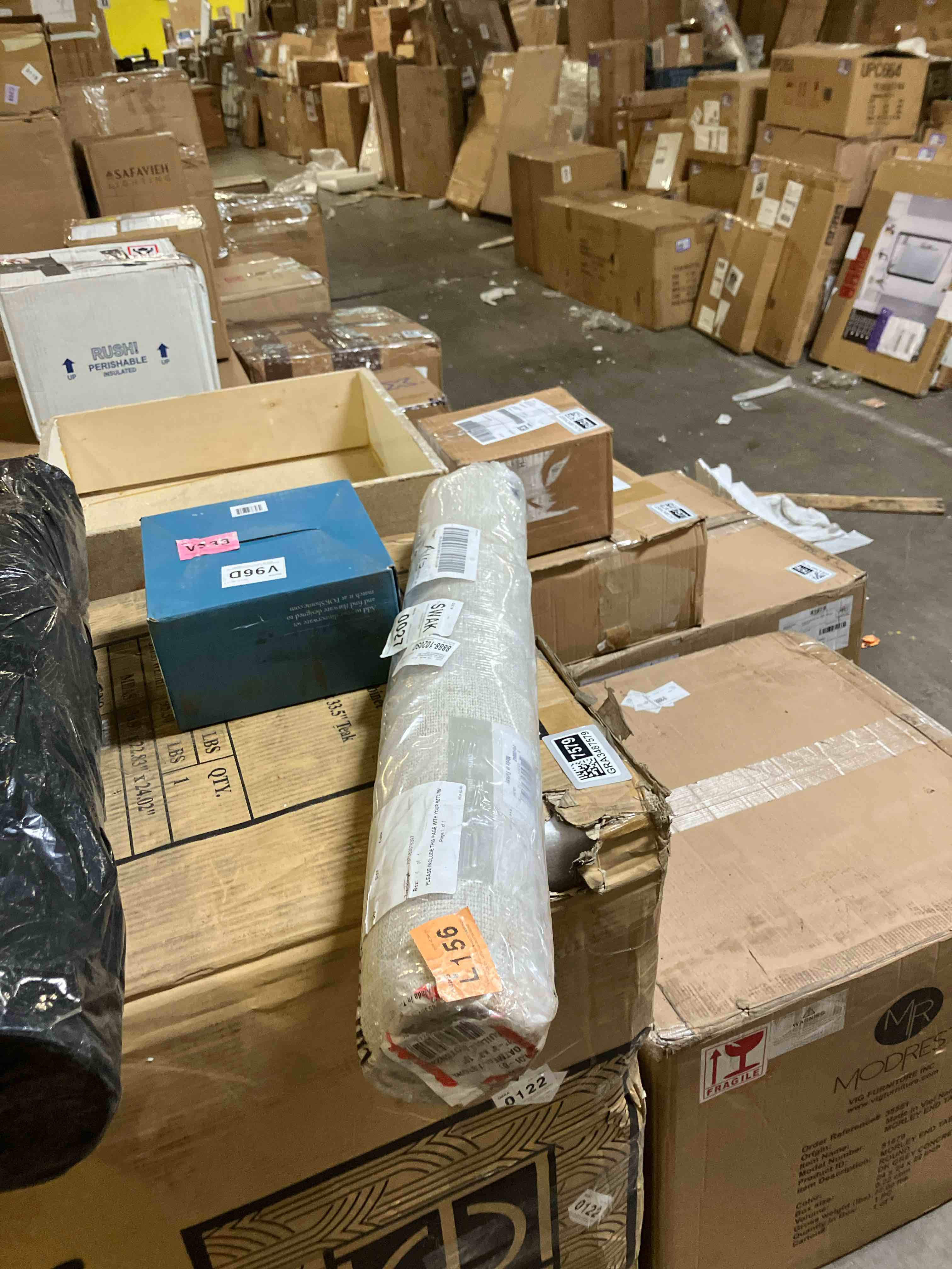 https://s3.amazonaws.com/lotting-images-prod/phillipi/GRA3487582_1758133274408.jpeg