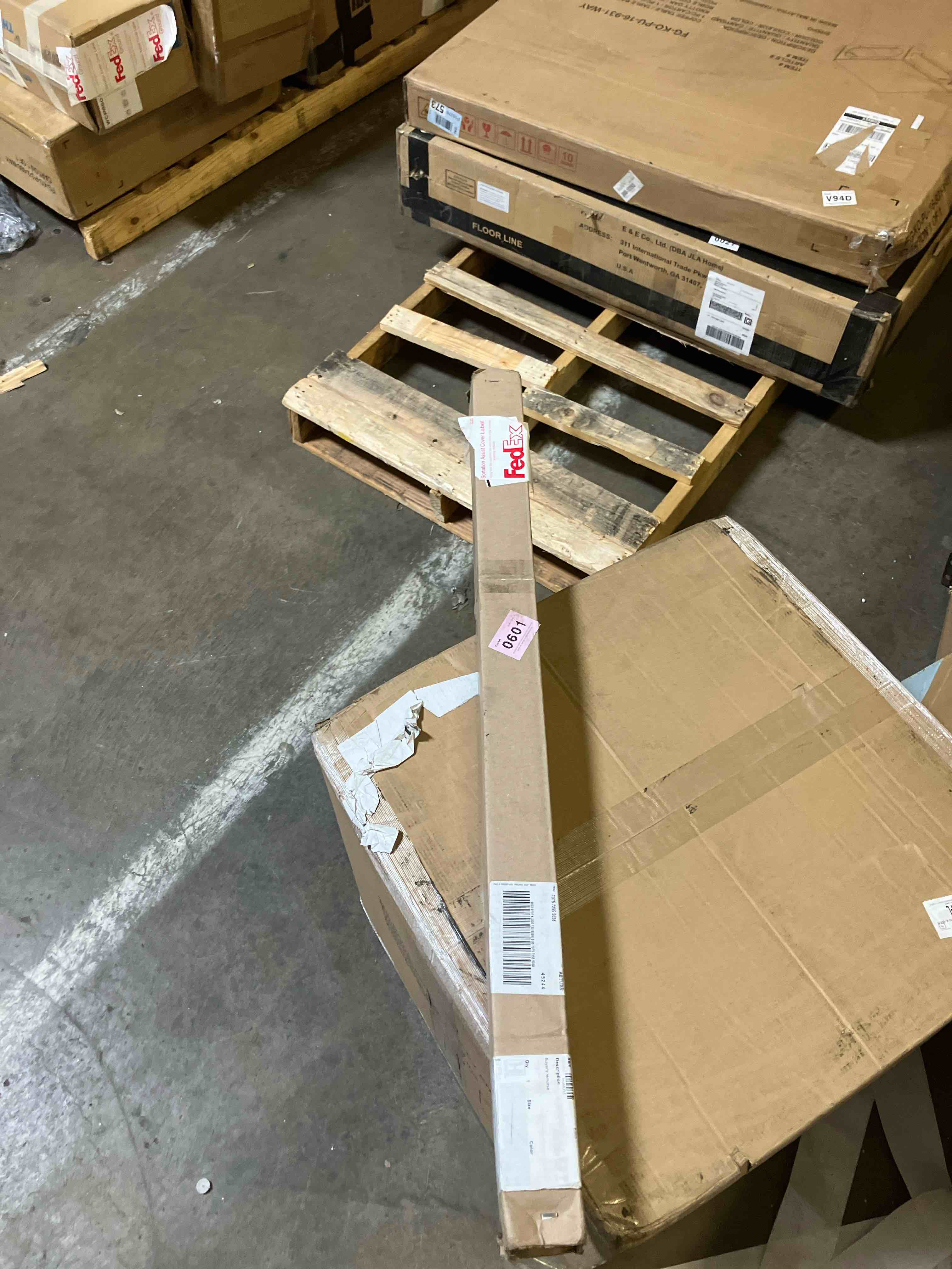 https://s3.amazonaws.com/lotting-images-prod/phillipi/GRA3487583_1758133377347.jpeg