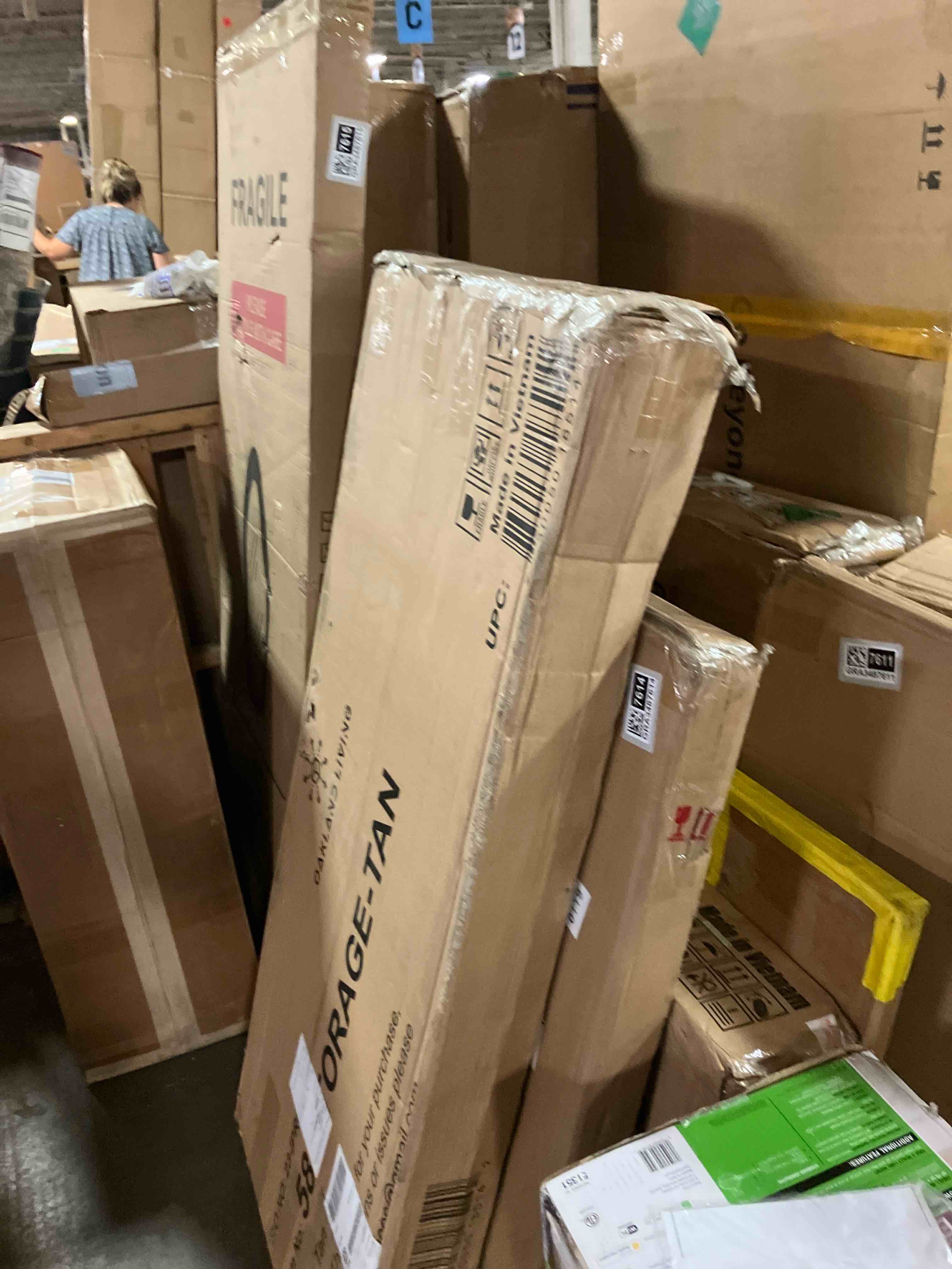 https://s3.amazonaws.com/lotting-images-prod/phillipi/GRA3487618_1758145171158.jpeg