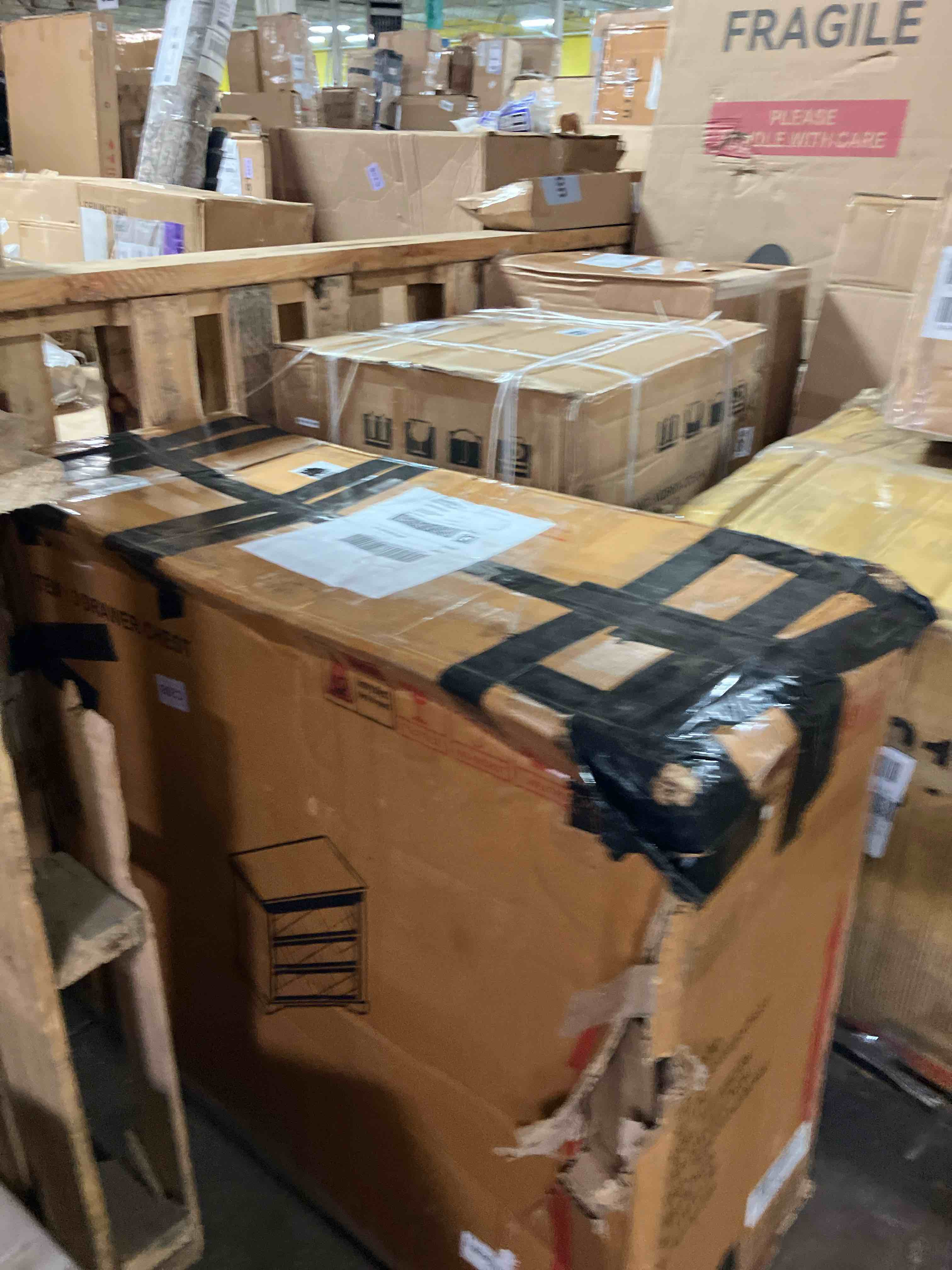 https://s3.amazonaws.com/lotting-images-prod/phillipi/GRA3487625_1758200573607.jpeg