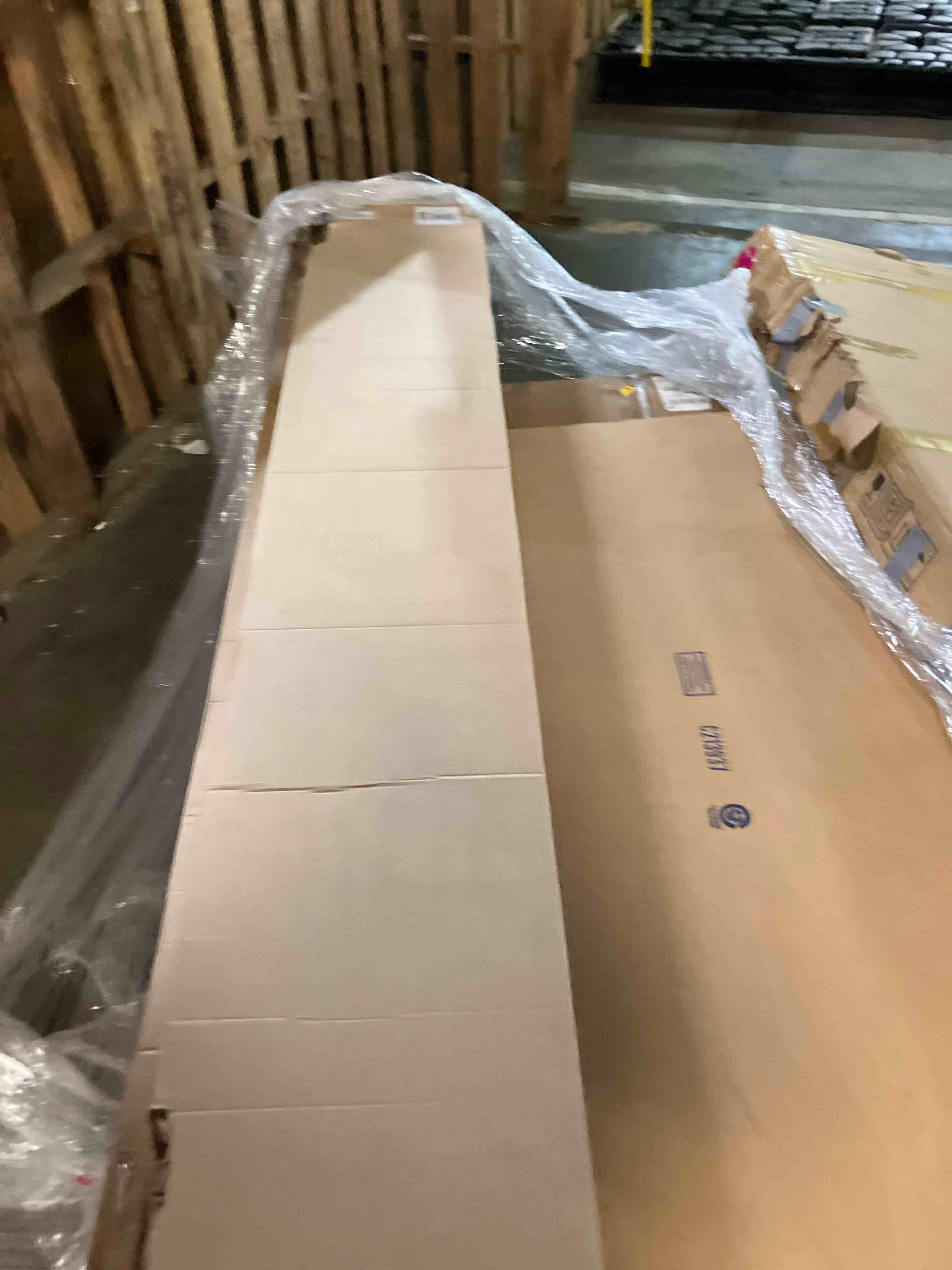 https://s3.amazonaws.com/lotting-images-prod/phillipi/GRA3487686_1758638227392.jpeg