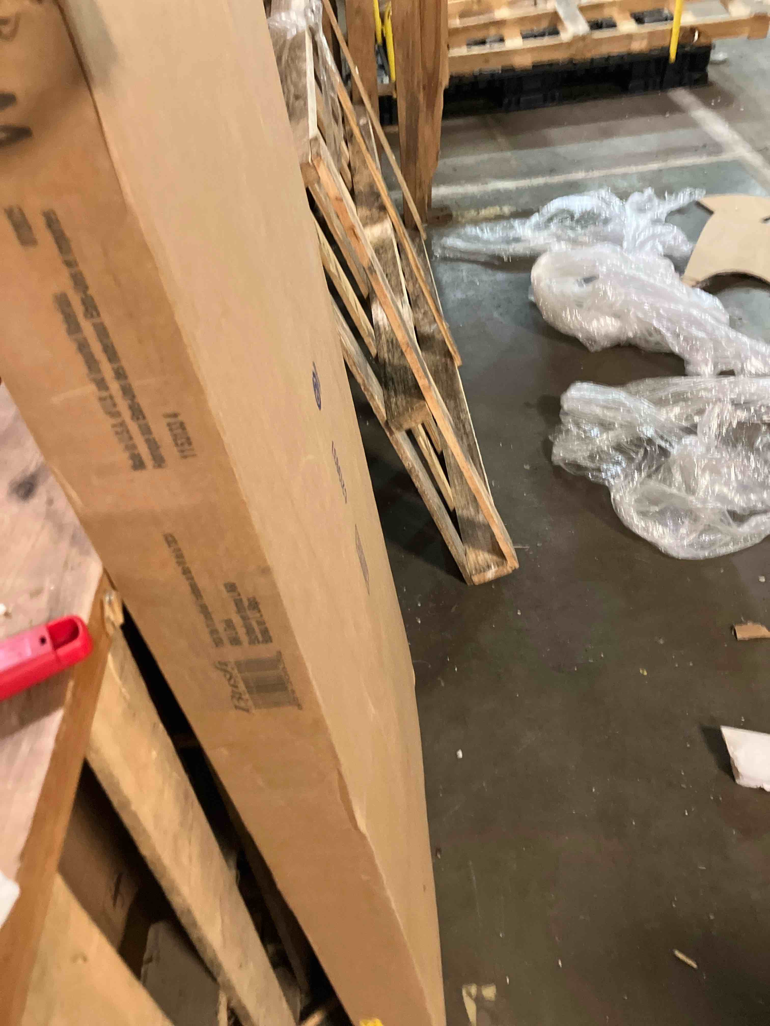 https://s3.amazonaws.com/lotting-images-prod/phillipi/GRA3487741_1758650889467.jpeg