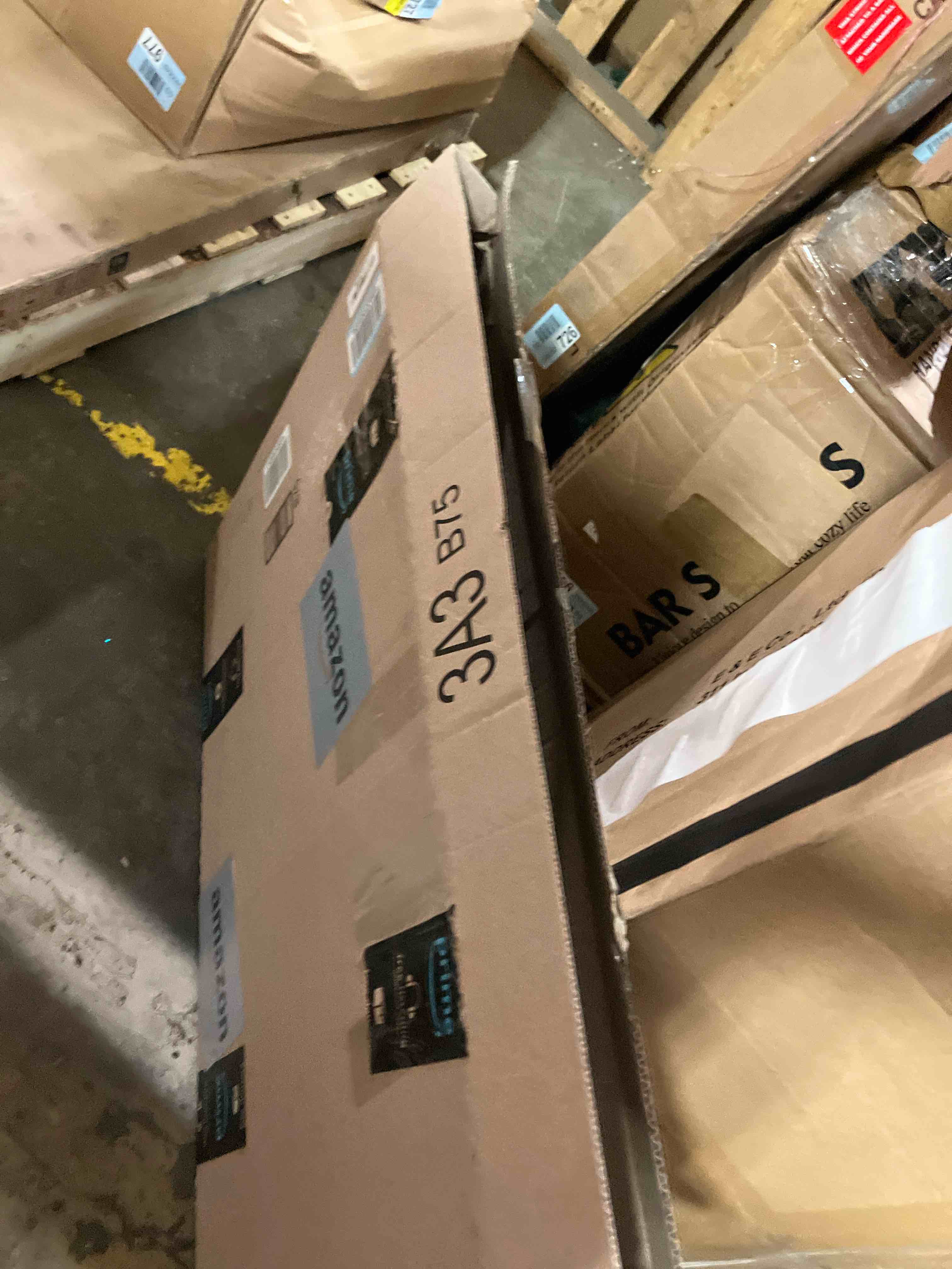 https://s3.amazonaws.com/lotting-images-prod/phillipi/GRA3487849_1758725361535.jpeg