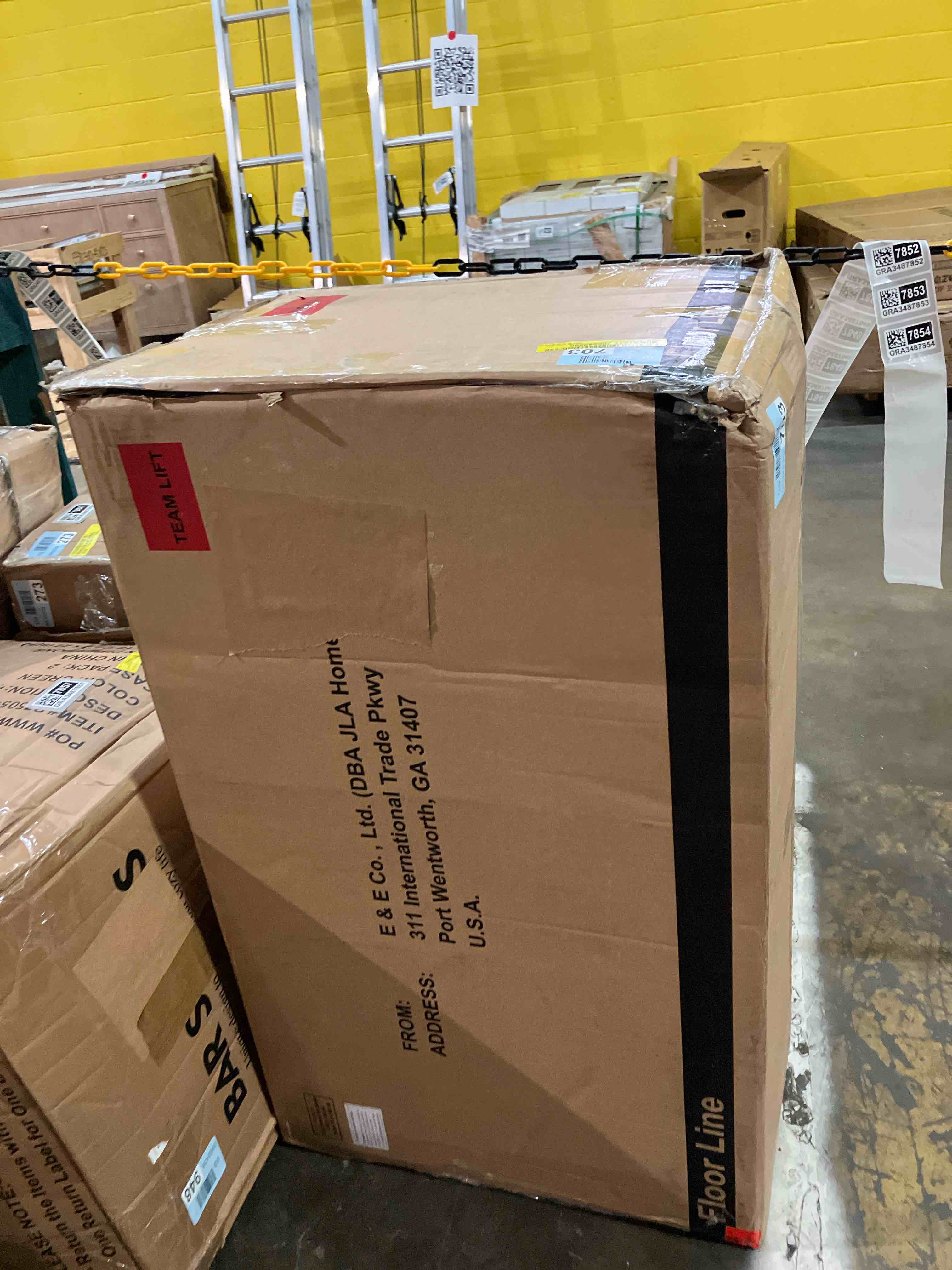 https://s3.amazonaws.com/lotting-images-prod/phillipi/GRA3487854_1758723978487.jpeg
