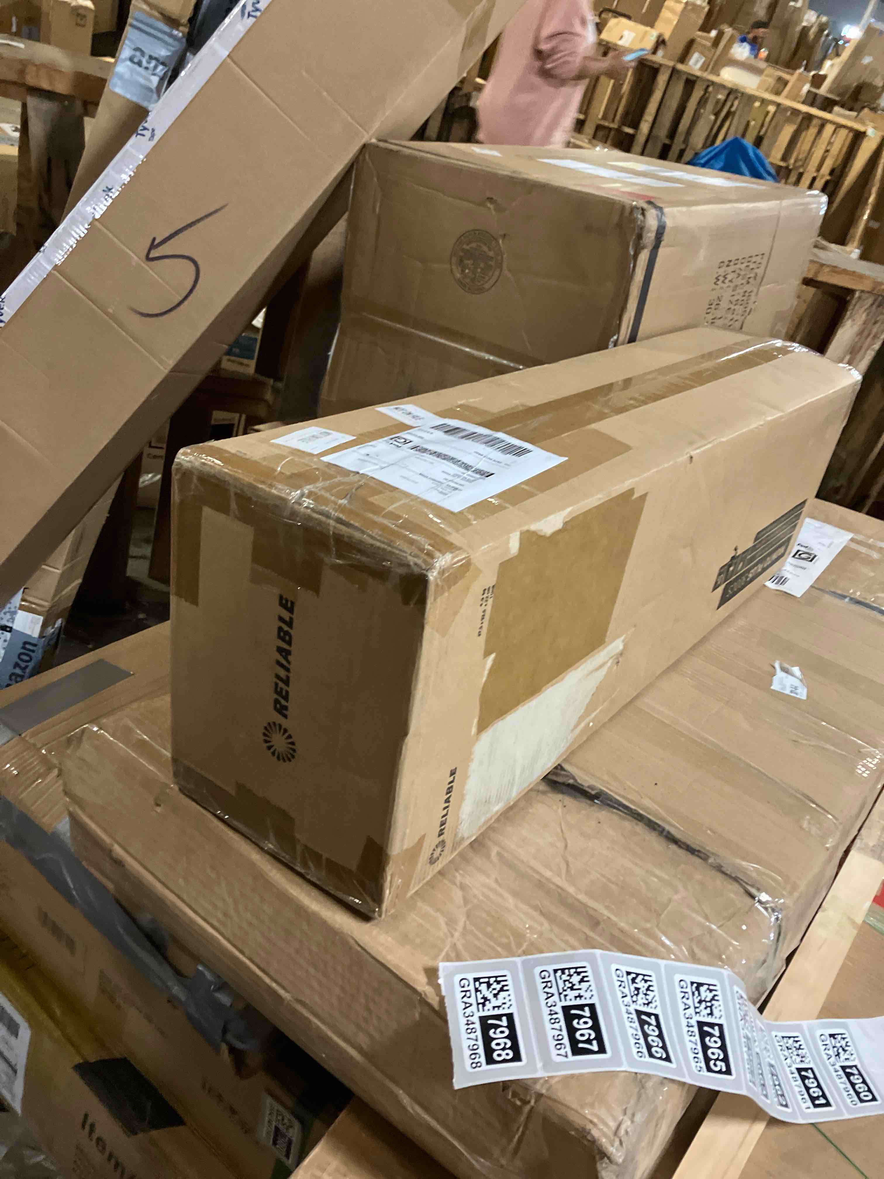 https://s3.amazonaws.com/lotting-images-prod/phillipi/GRA3487968_1758914953955.jpeg