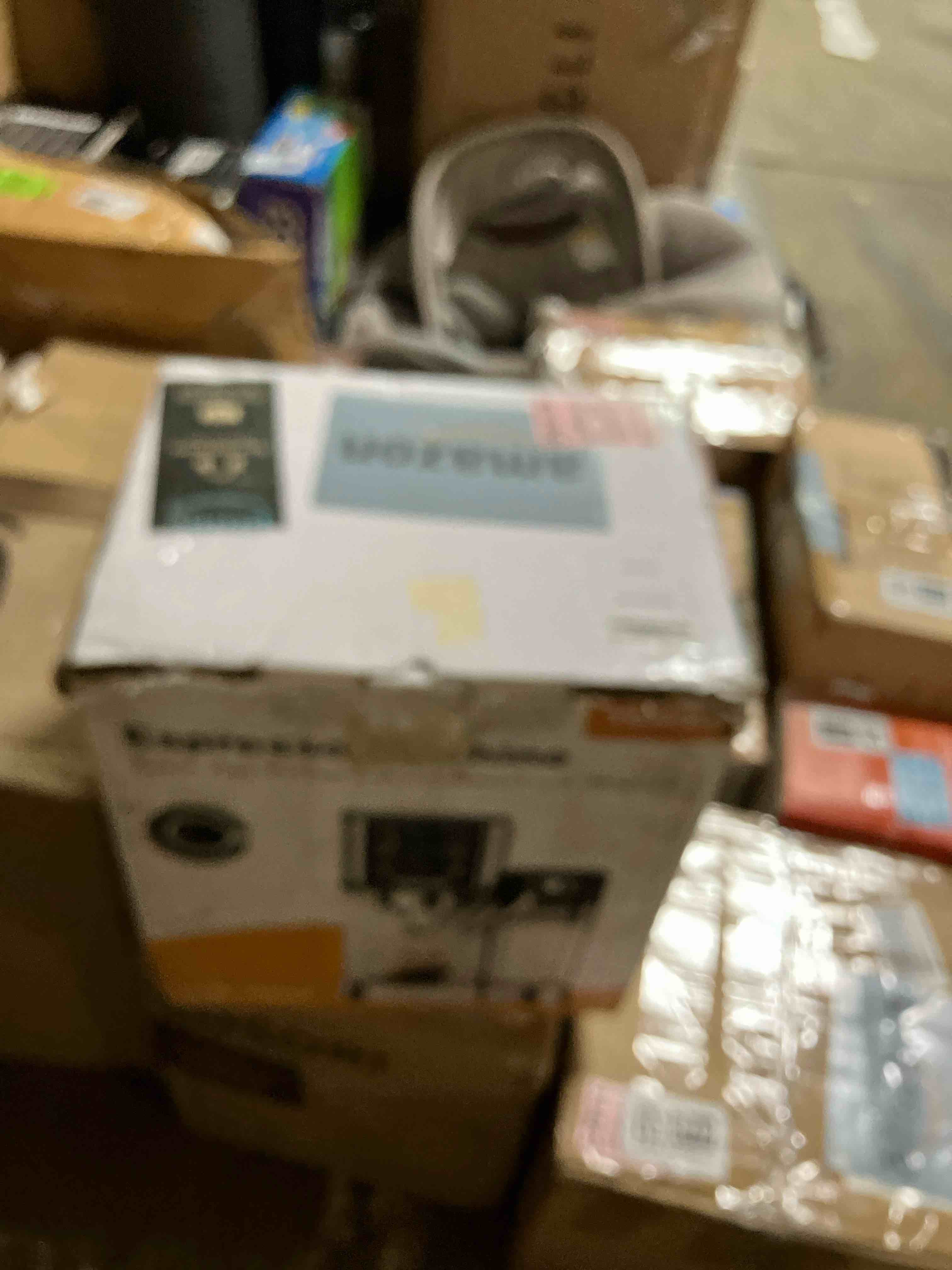 https://s3.amazonaws.com/lotting-images-prod/phillipi/GRA3488038_1759243446083.jpeg