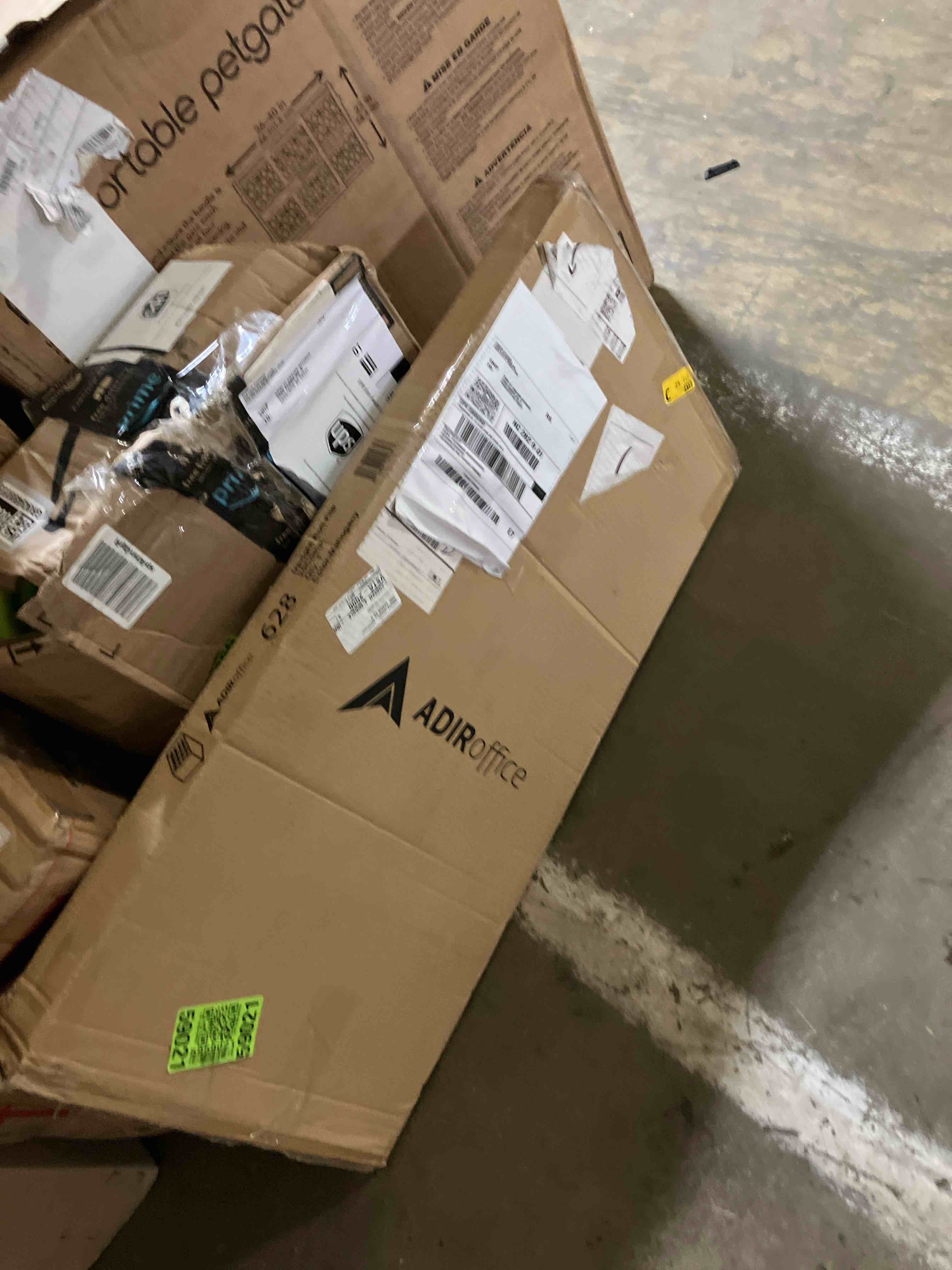 https://s3.amazonaws.com/lotting-images-prod/phillipi/GRA3488056_1759245544641.jpeg