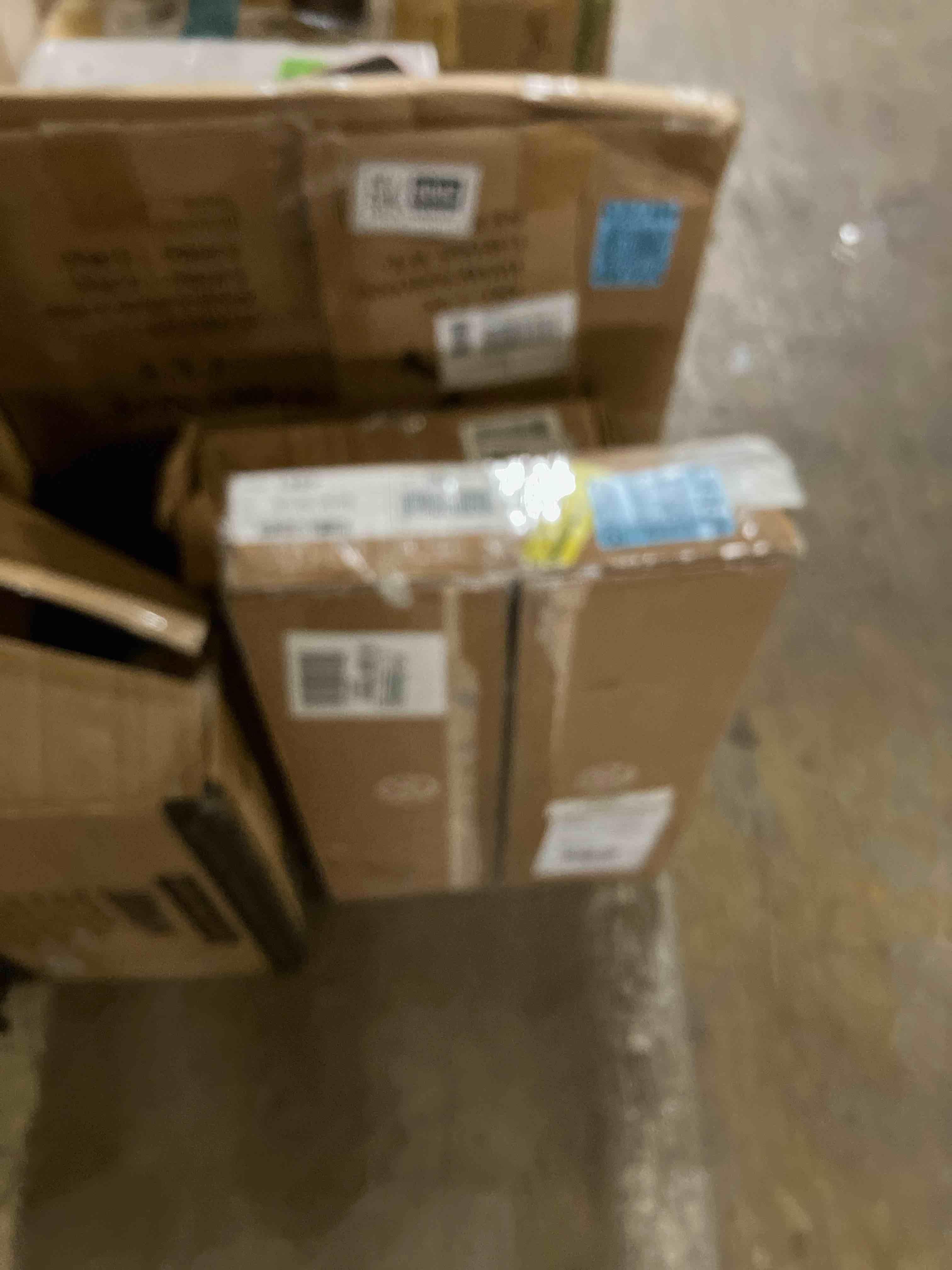 https://s3.amazonaws.com/lotting-images-prod/phillipi/GRA3488088_1759249656516.jpeg