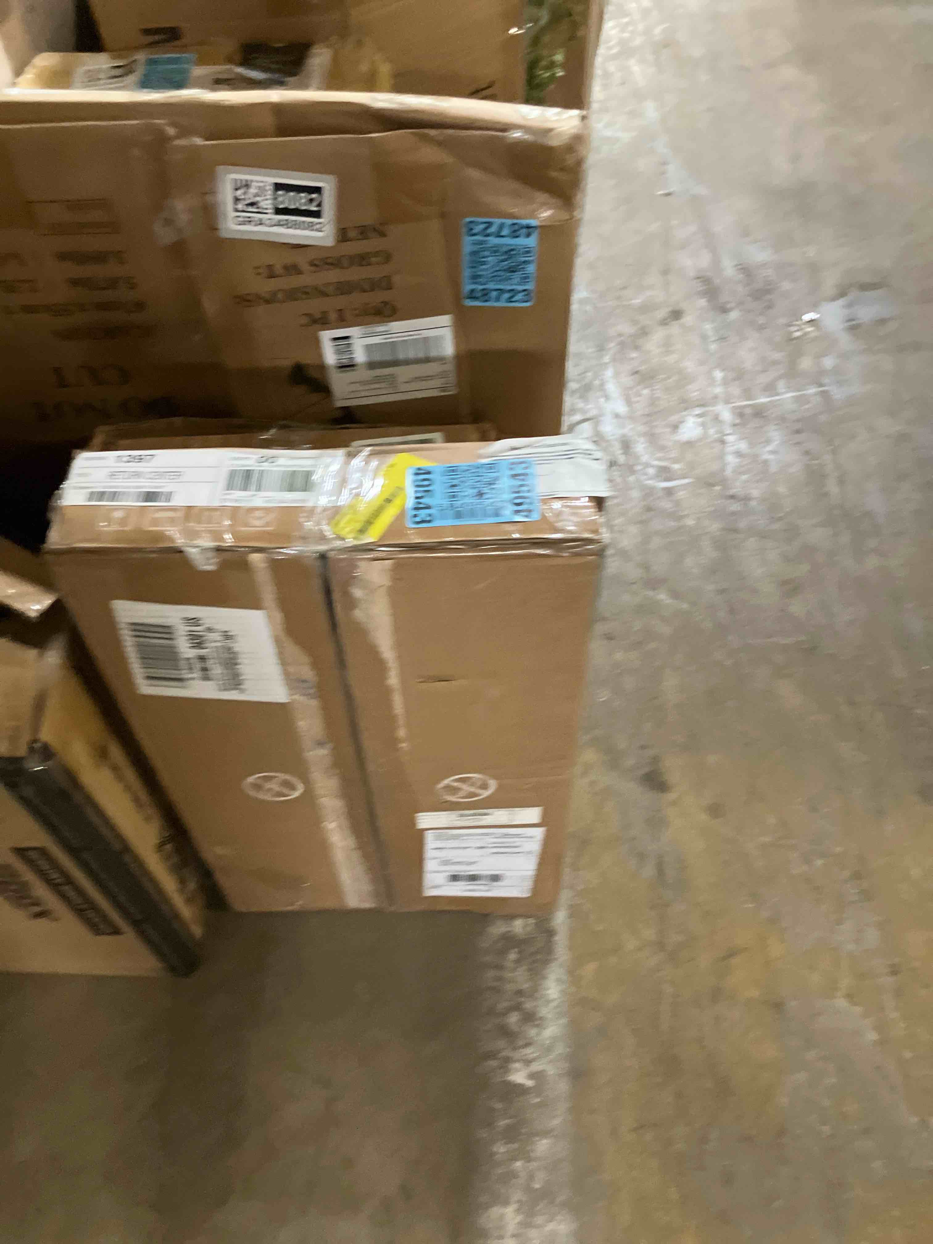 https://s3.amazonaws.com/lotting-images-prod/phillipi/GRA3488088_1759249657647.jpeg