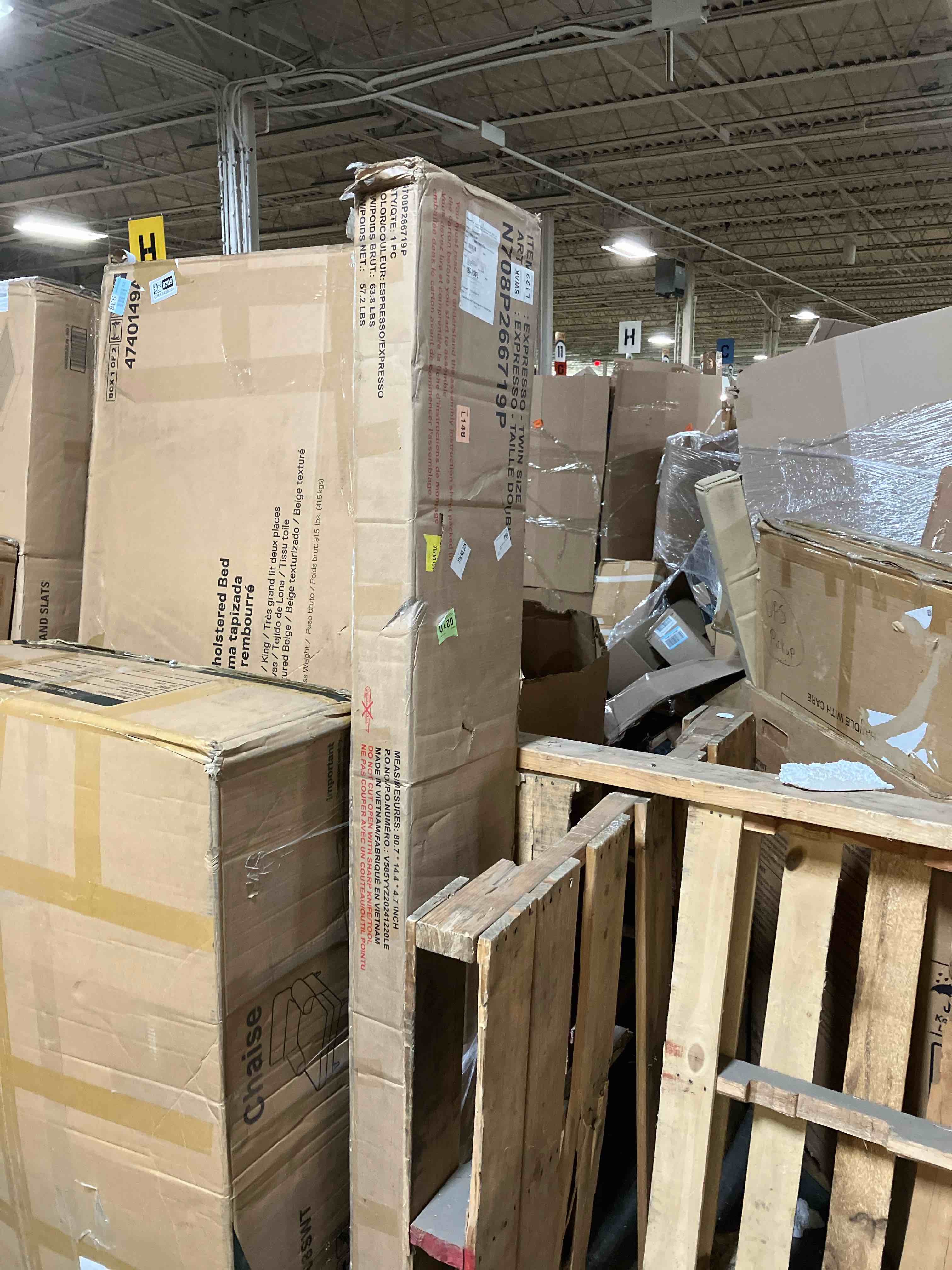 https://s3.amazonaws.com/lotting-images-prod/phillipi/GRA3488309_1759411745409.jpeg