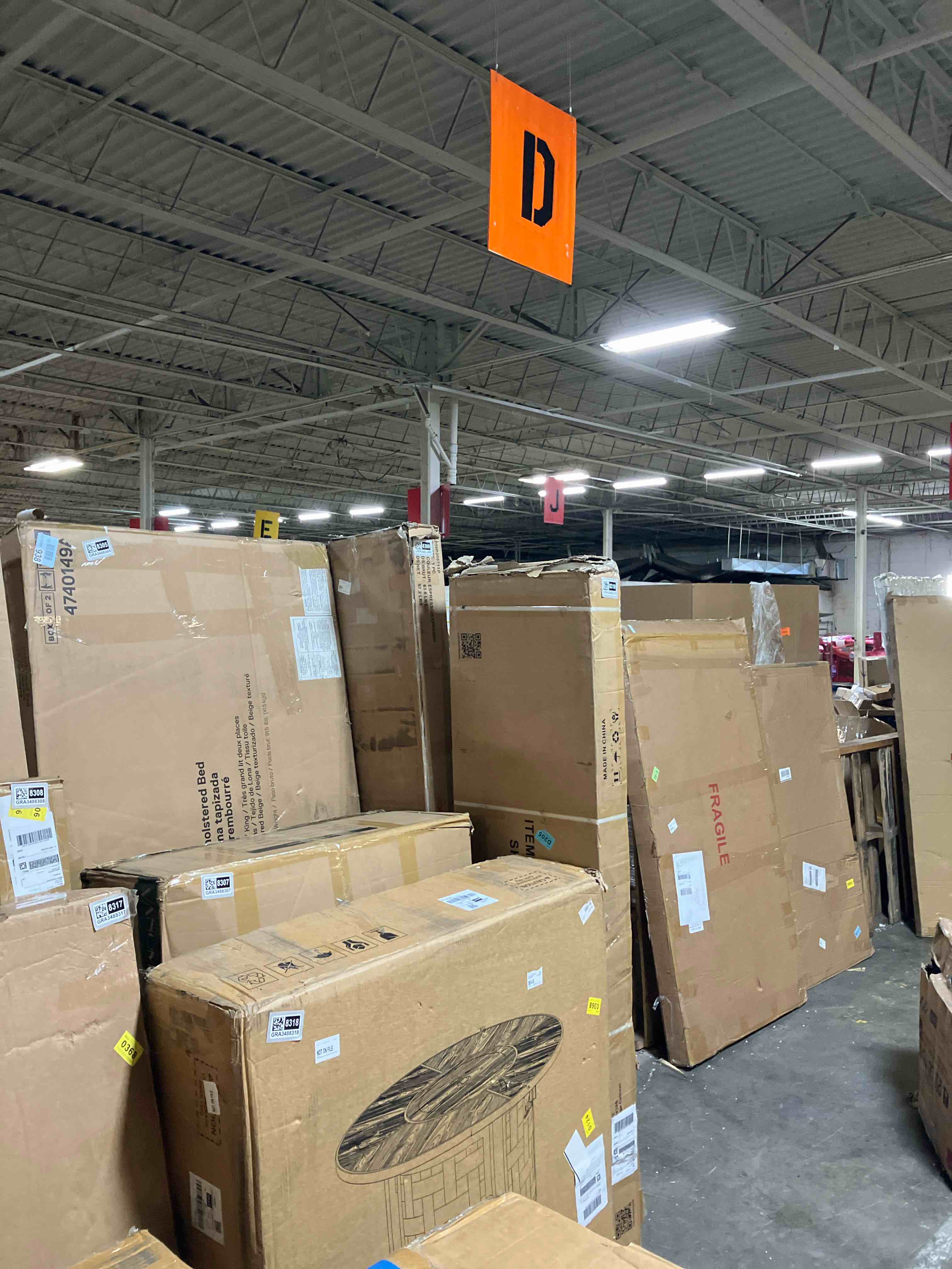 https://s3.amazonaws.com/lotting-images-prod/phillipi/GRA3488318_1759413065159.jpeg