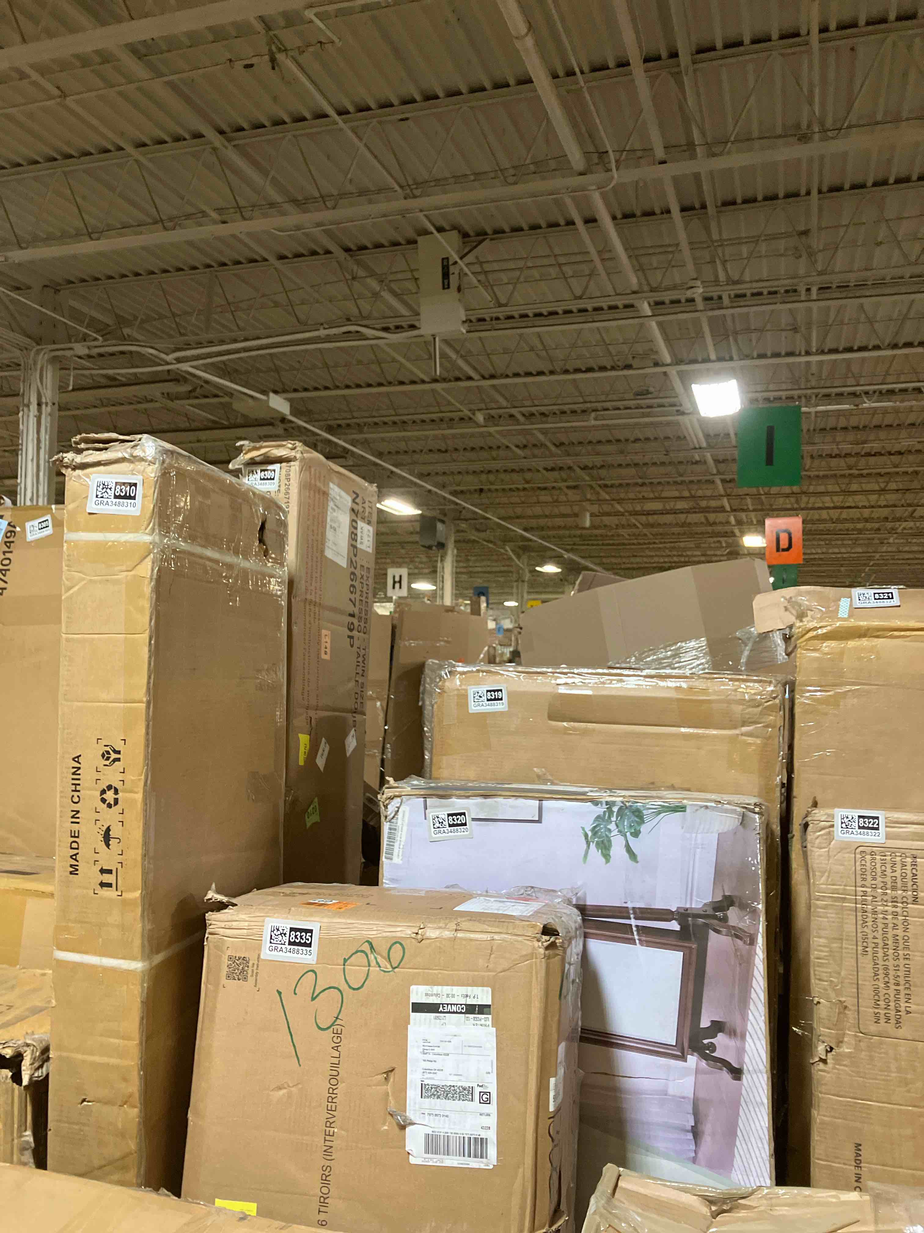 https://s3.amazonaws.com/lotting-images-prod/phillipi/GRA3488335_1759420946160.jpeg