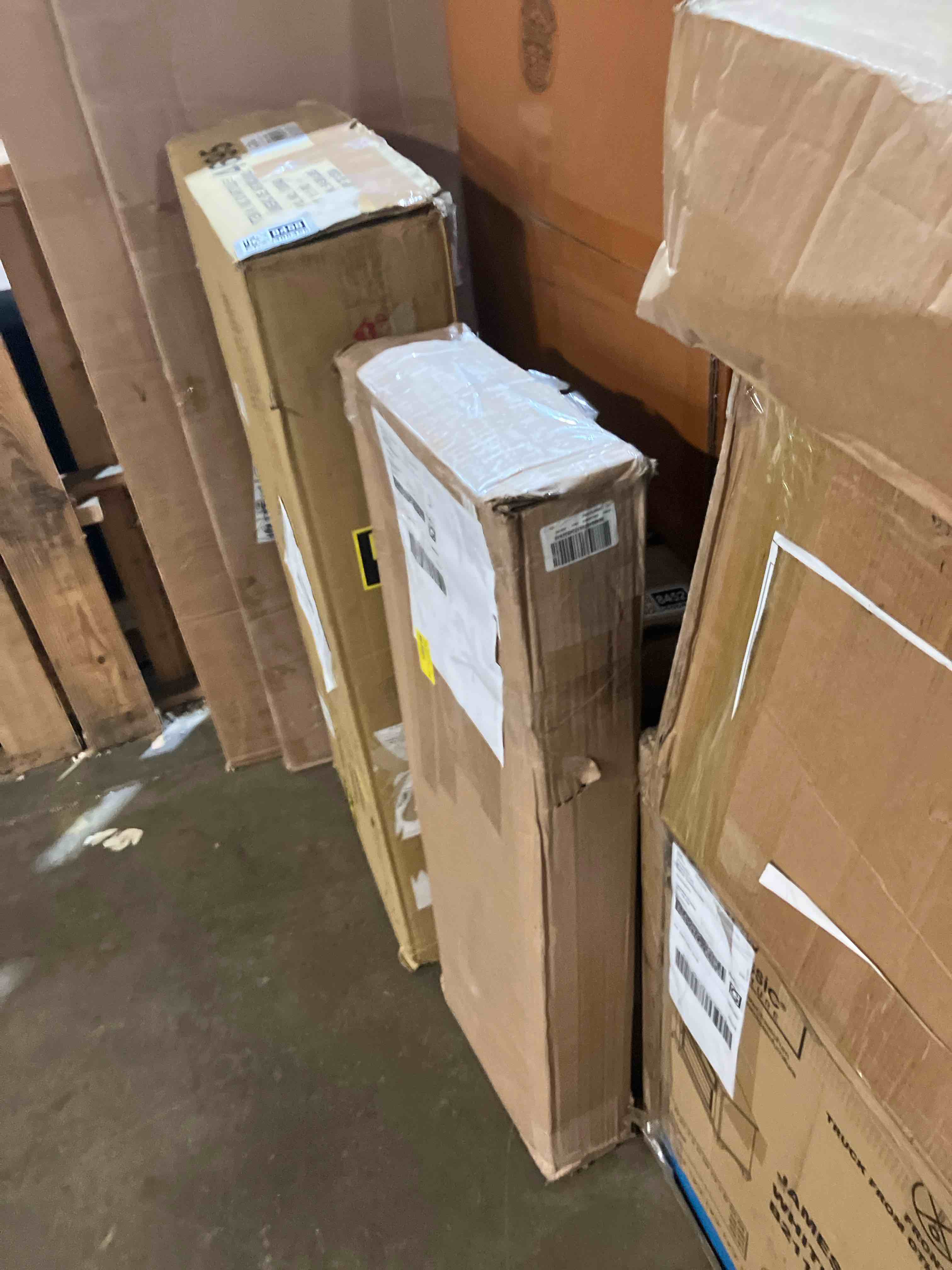 https://s3.amazonaws.com/lotting-images-prod/phillipi/GRA3488459_1759862954170.jpeg