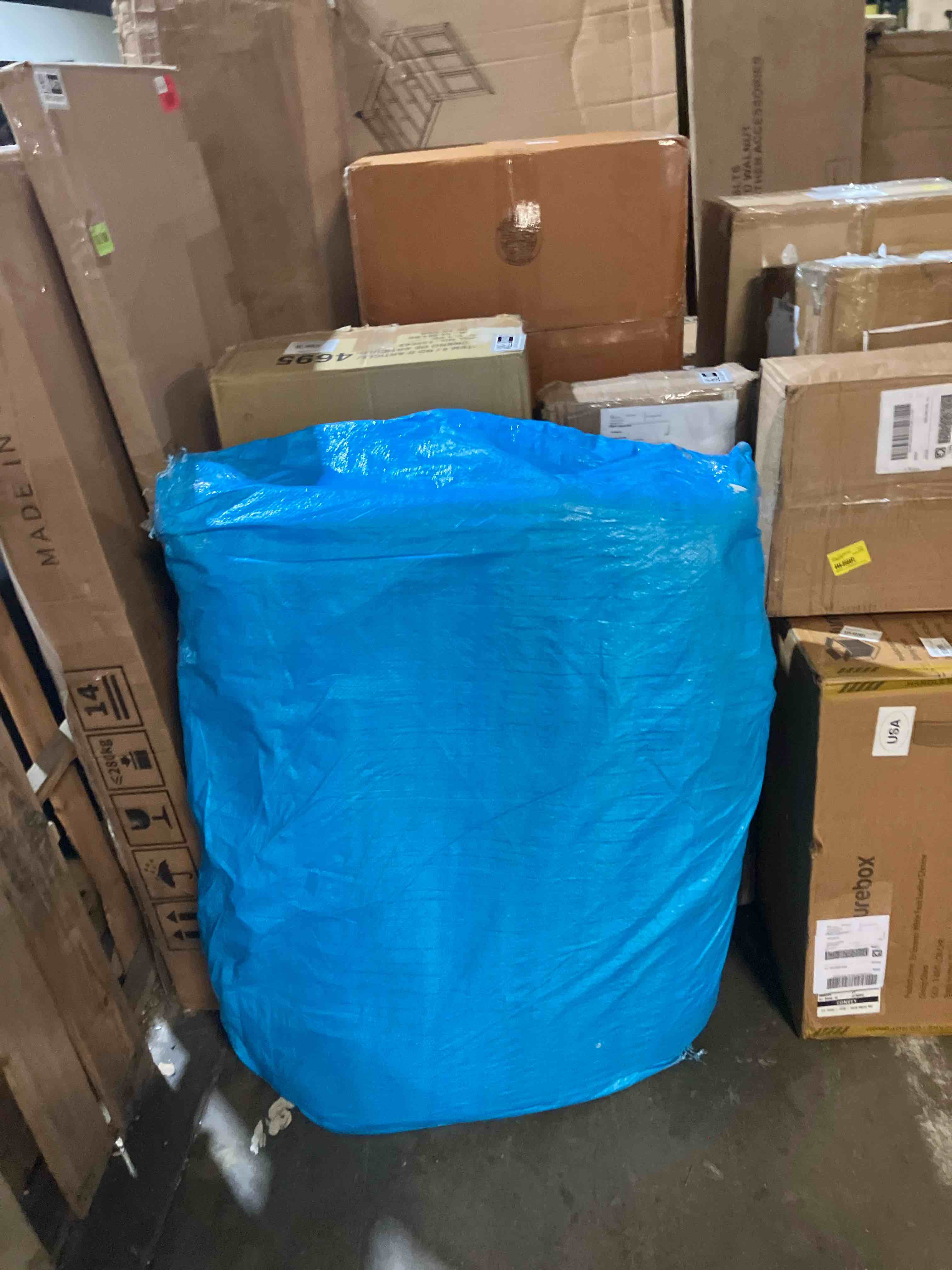 https://s3.amazonaws.com/lotting-images-prod/phillipi/GRA3488463_1759864105017.jpeg