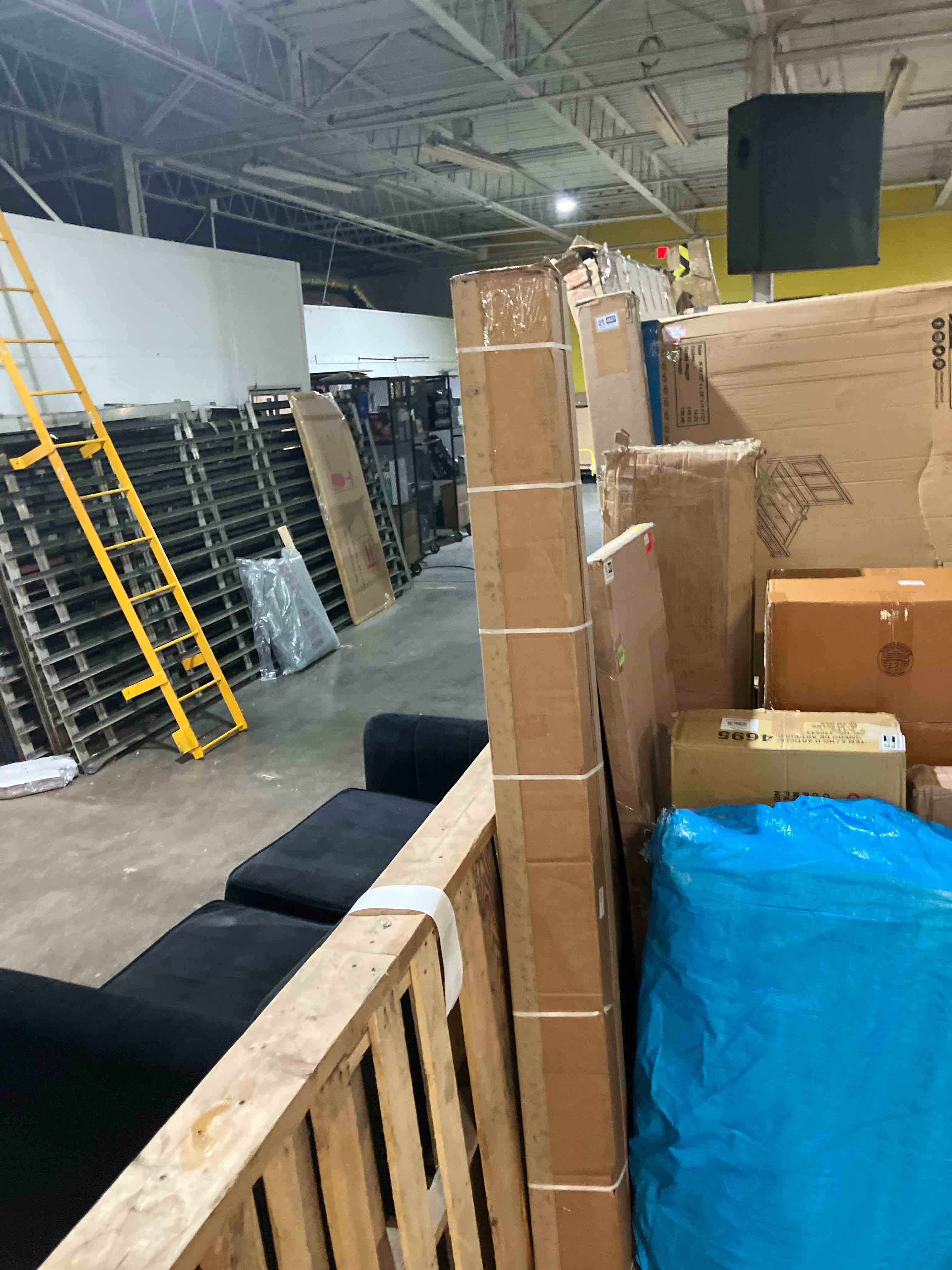 https://s3.amazonaws.com/lotting-images-prod/phillipi/GRA3488465_1759864363205.jpeg