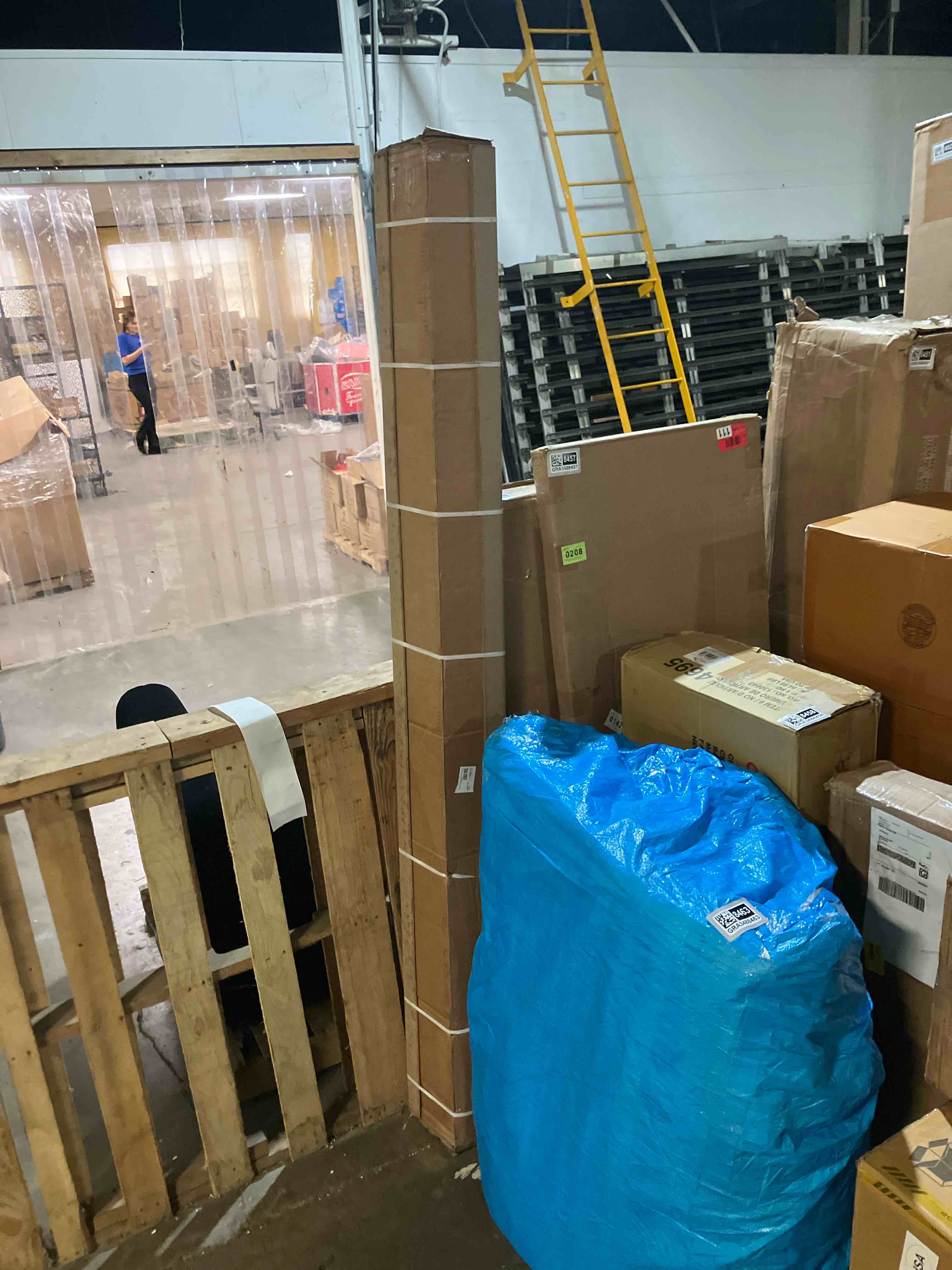 https://s3.amazonaws.com/lotting-images-prod/phillipi/GRA3488465_1759864367982.jpeg