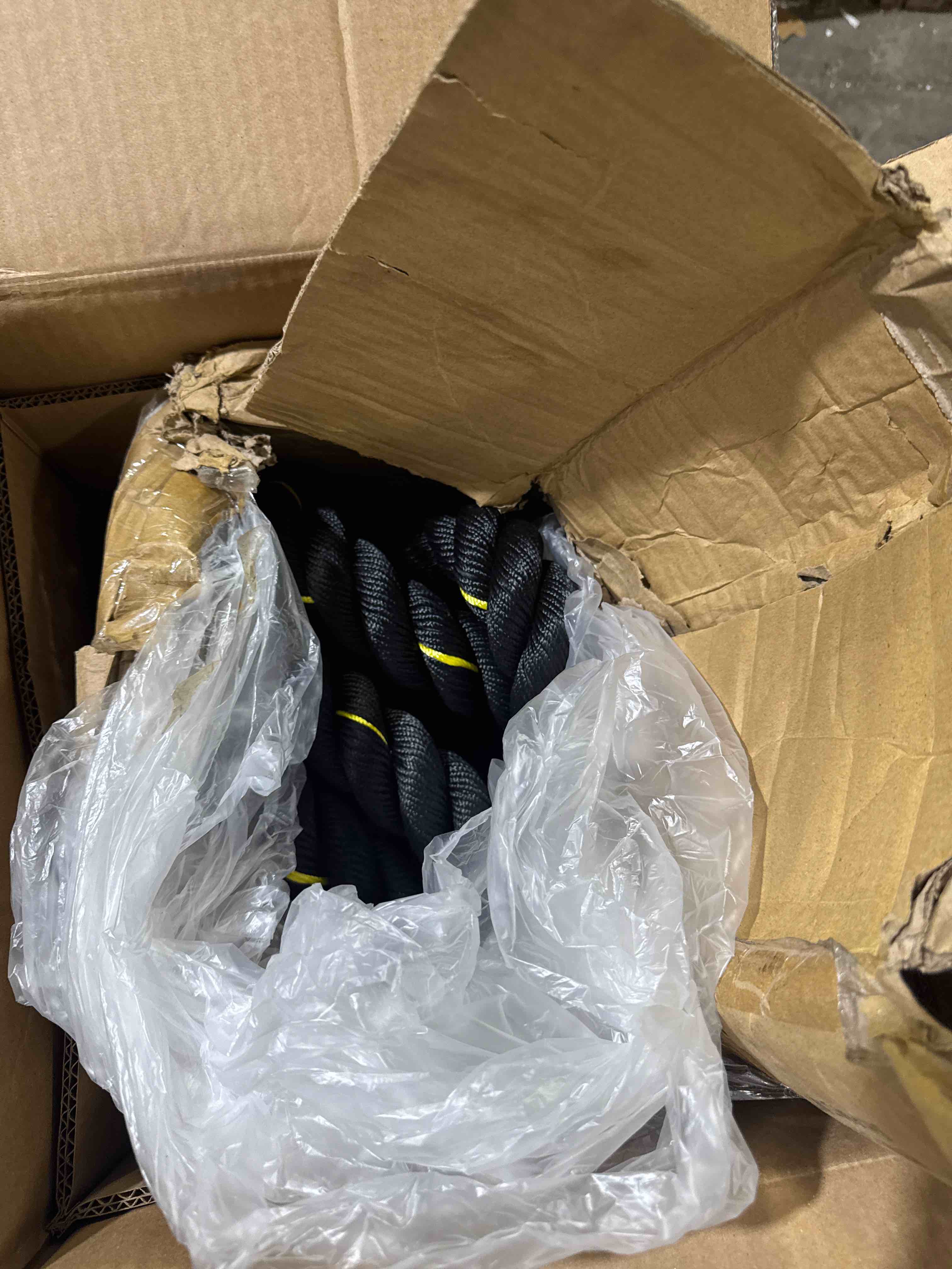 Condition photo showing New/Like New for battle rope 1.5inch 2 inch diameter poly dacron 30 ft, 40 ft, 50 ft length, heavy ropes for home gym and workout