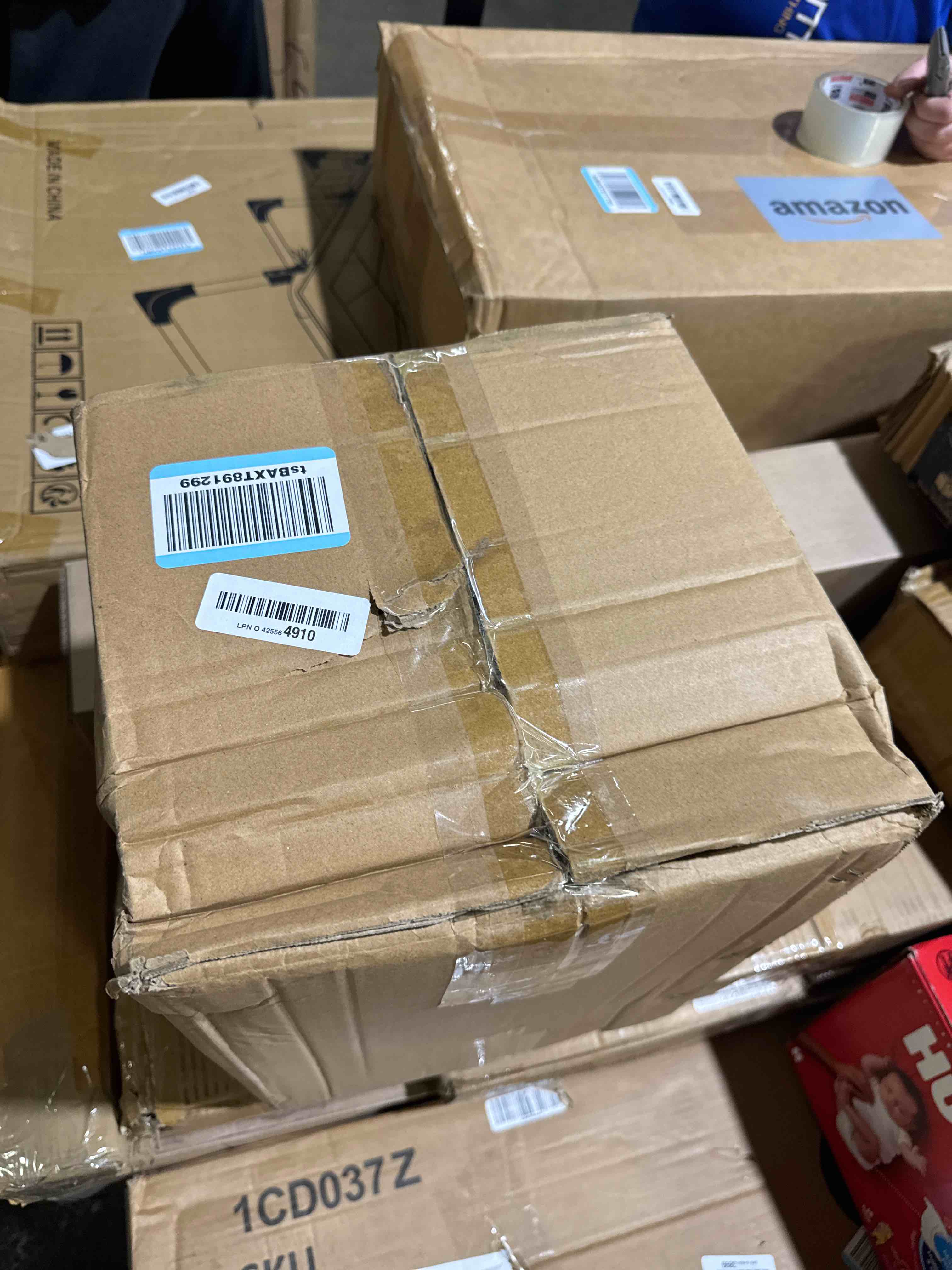 Condition photo showing New/Like New for 10.6 inch large clear nursery pots with drainage holes, 2.7 gal 10 pack transparent plastic plant pots, ideal for orchids, seedlings, repotting & observing root growth & soil moisture