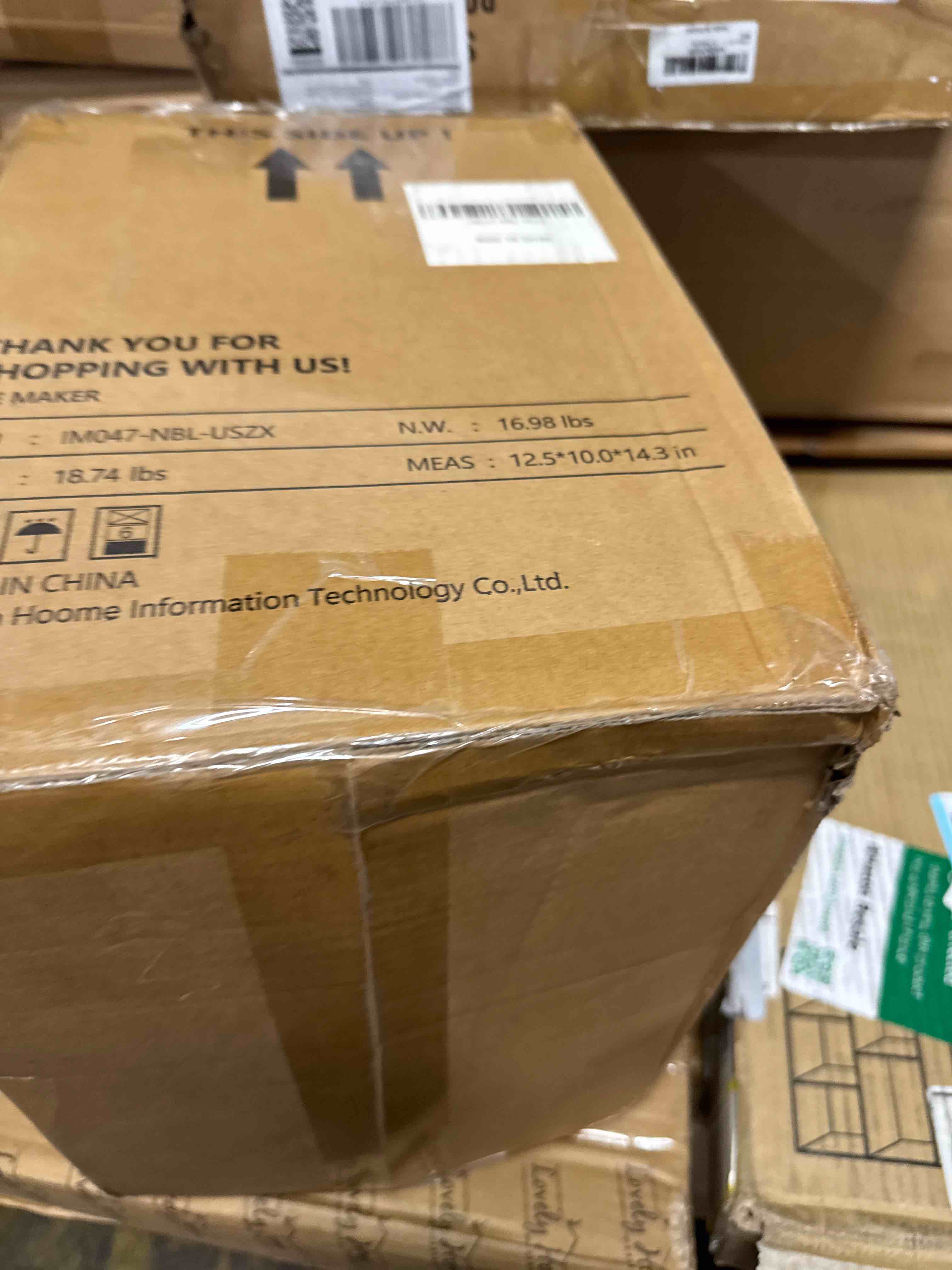 Condition photo showing New/Like New for dumos ice maker countertop, ice machine with portable handle, basket and scoop, 26lbs daily, 9 bullet cubes in 6~8 mins, auto-cleaning for home, kitchen, office, outdoors, rv camping black 11.1"l × 8.9"w × 11.8"h