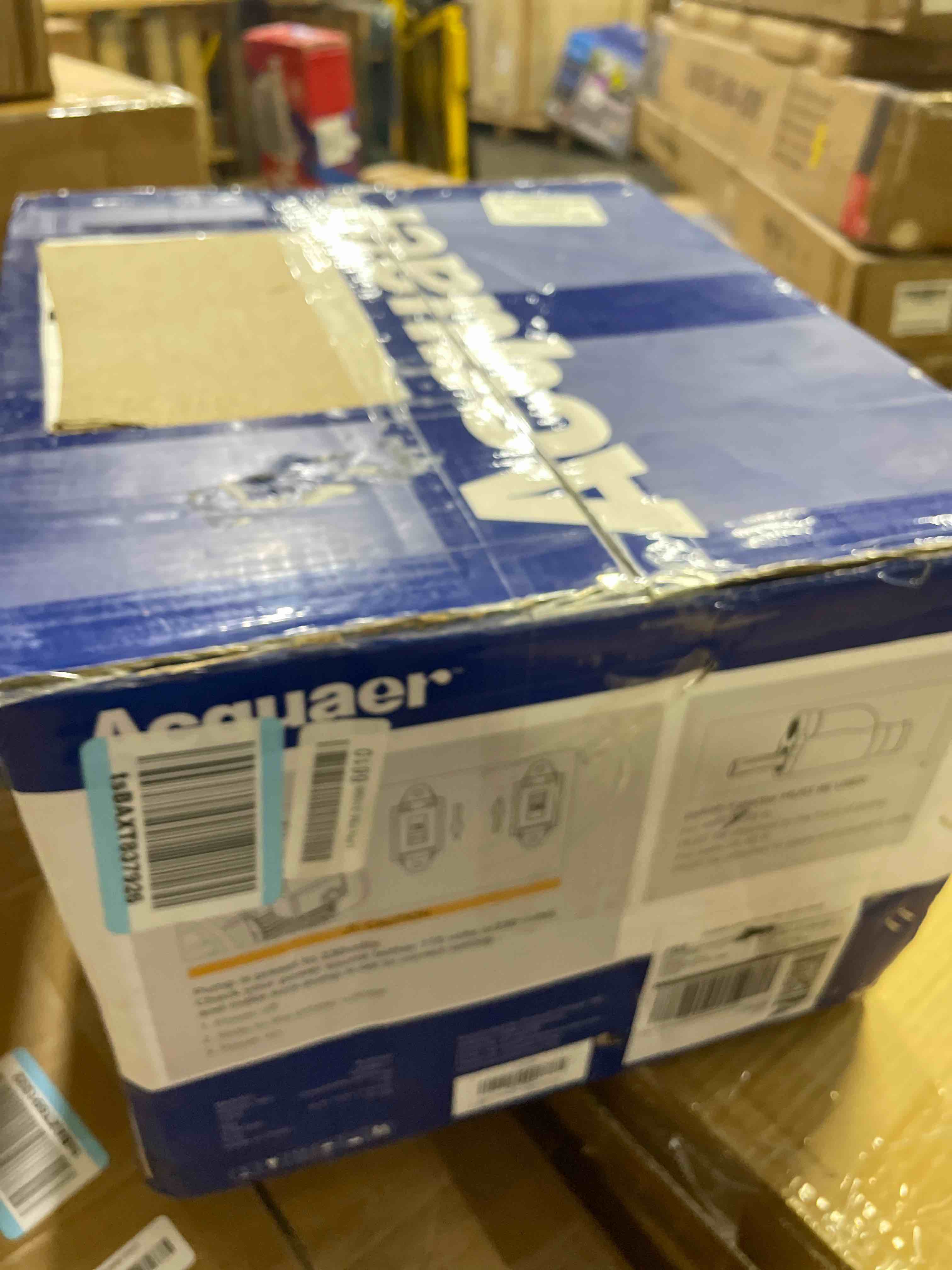 Condition photo showing New/Like New for acquaer shallow/deep well jet pump, cast iron convertible pump with ejector kit, well depth up to 25ft or 90ft, 115v/230v dual voltage, automatic pressure switch matte black